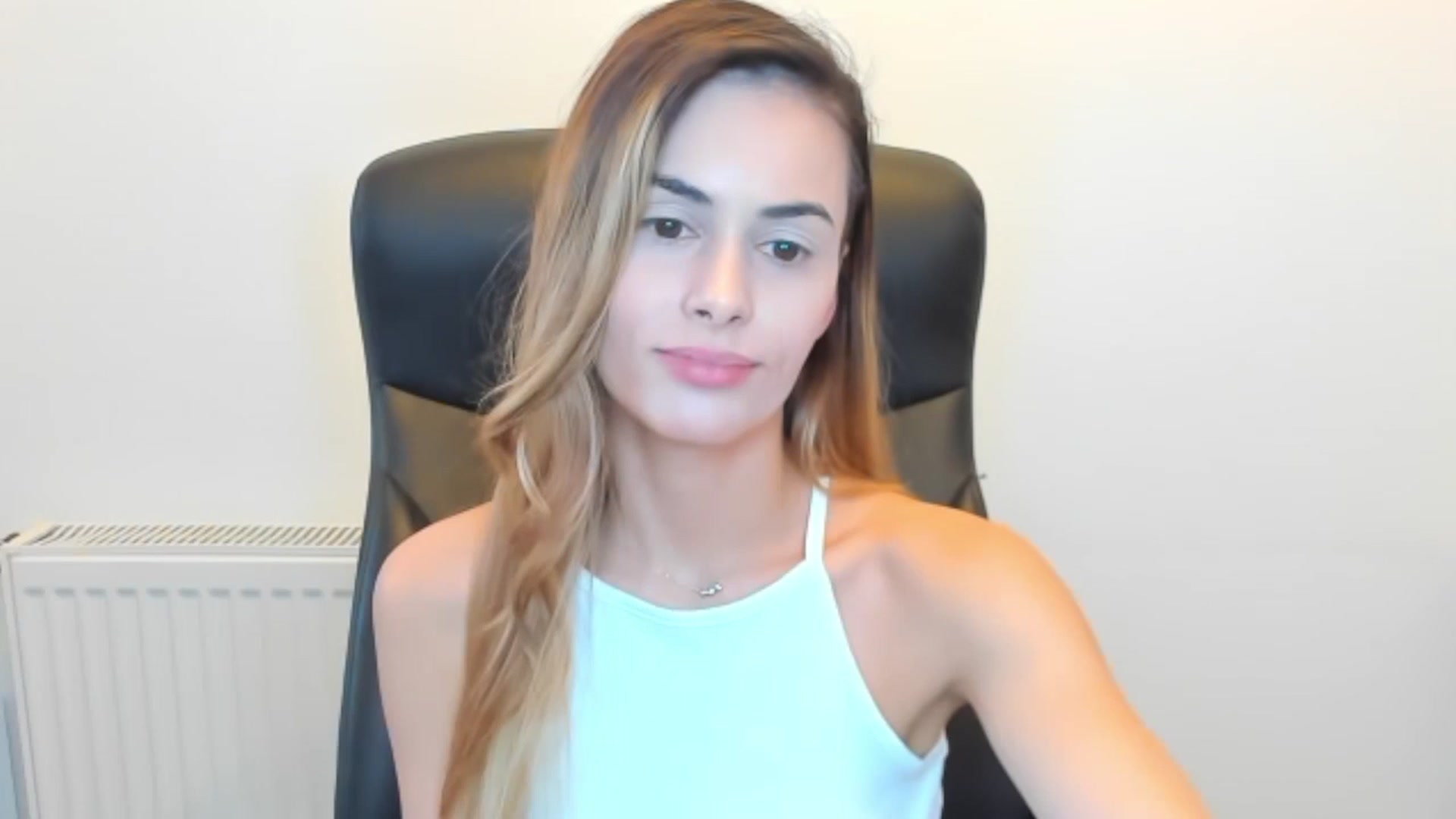 Gallery image thumbnail from Tweety_'s myfreecams stream on, 02/16/2026, 15:42 image 1 of 20