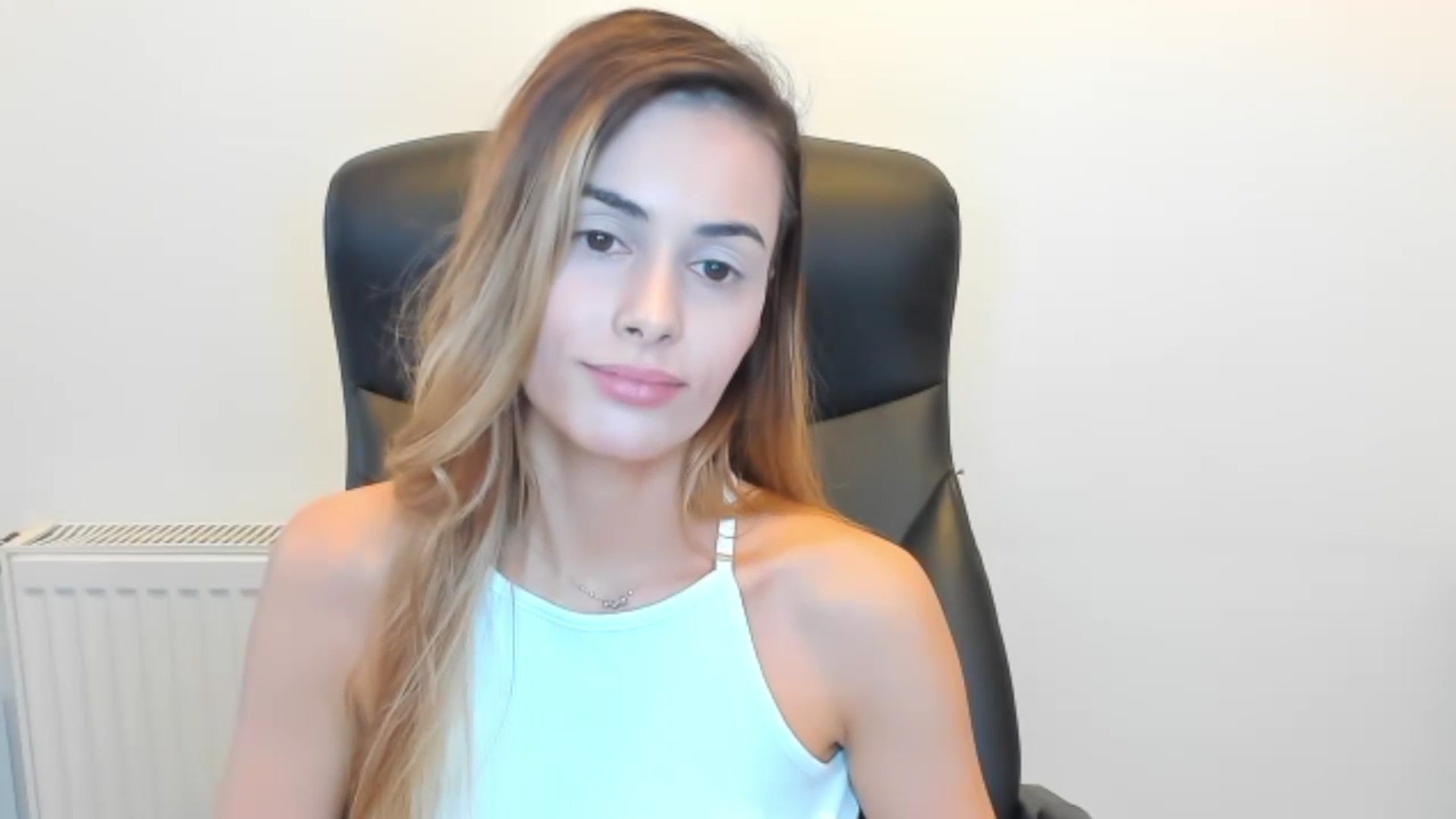Gallery image thumbnail from Tweety_'s myfreecams stream on, 02/16/2026, 15:42 image 3 of 20