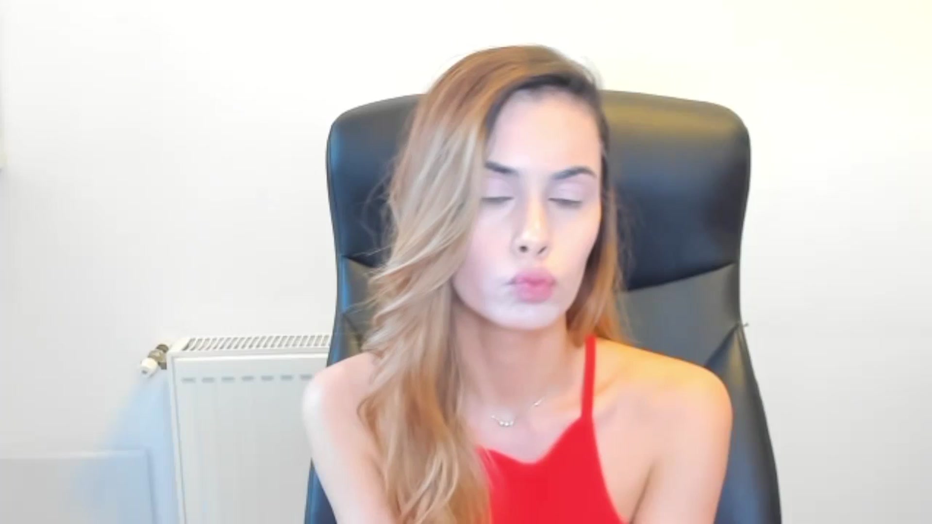 Gallery image thumbnail from Tweety_'s myfreecams stream on, 02/17/2026, 14:49 image 1 of 20