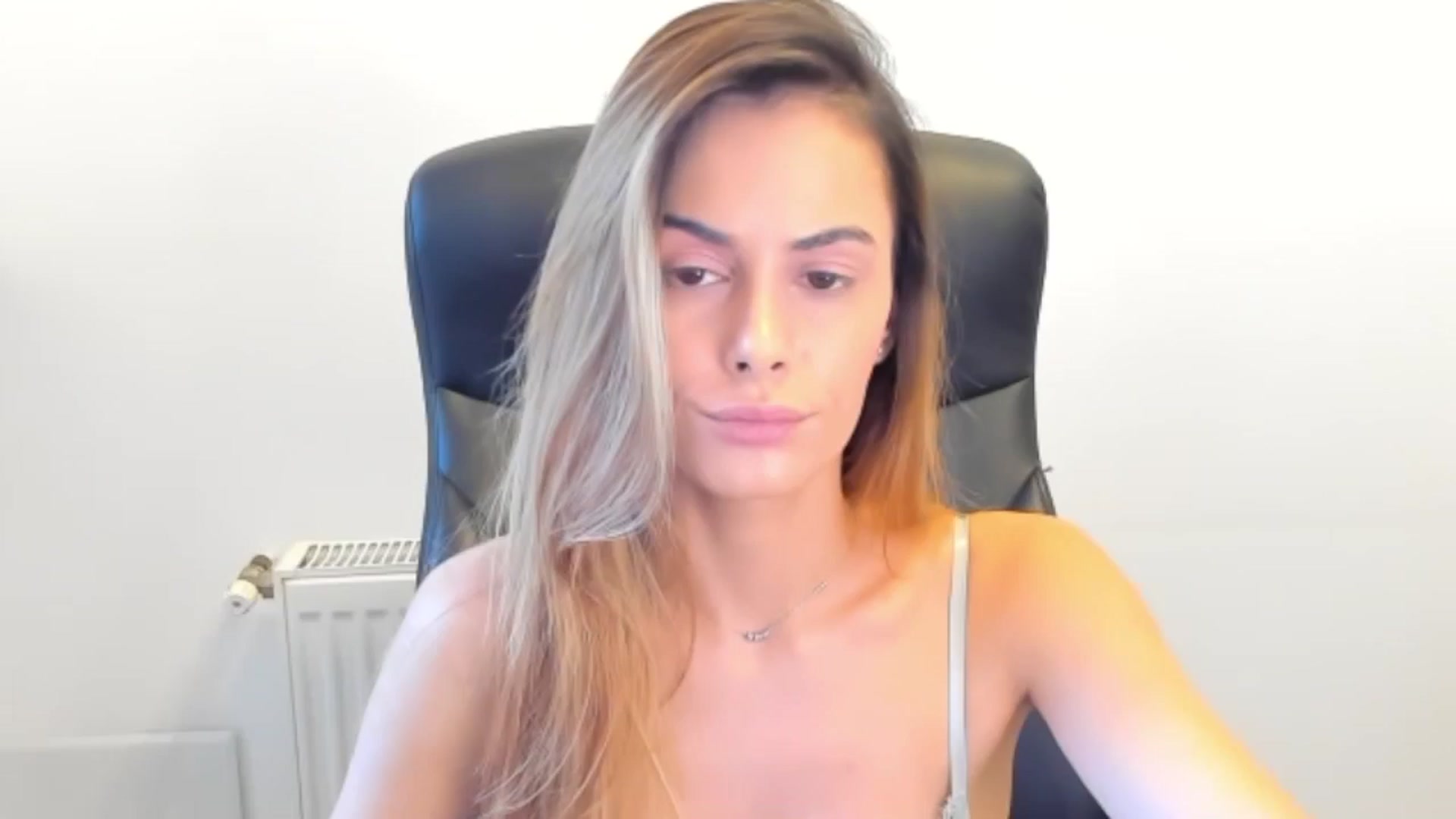 Gallery image thumbnail from Tweety_'s myfreecams stream on, 02/23/2026, 13:29 image 15 of 20