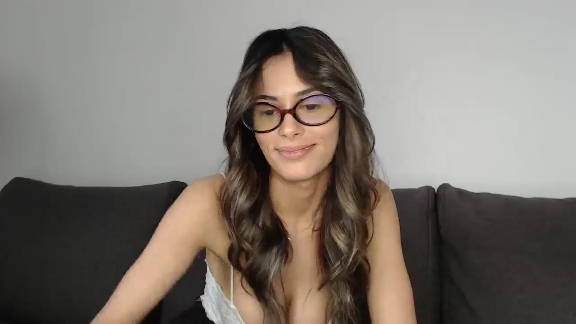 Gallery image thumbnail from Tweety_'s myfreecams stream on, 03/20/2026, 15:13 image 16 of 20