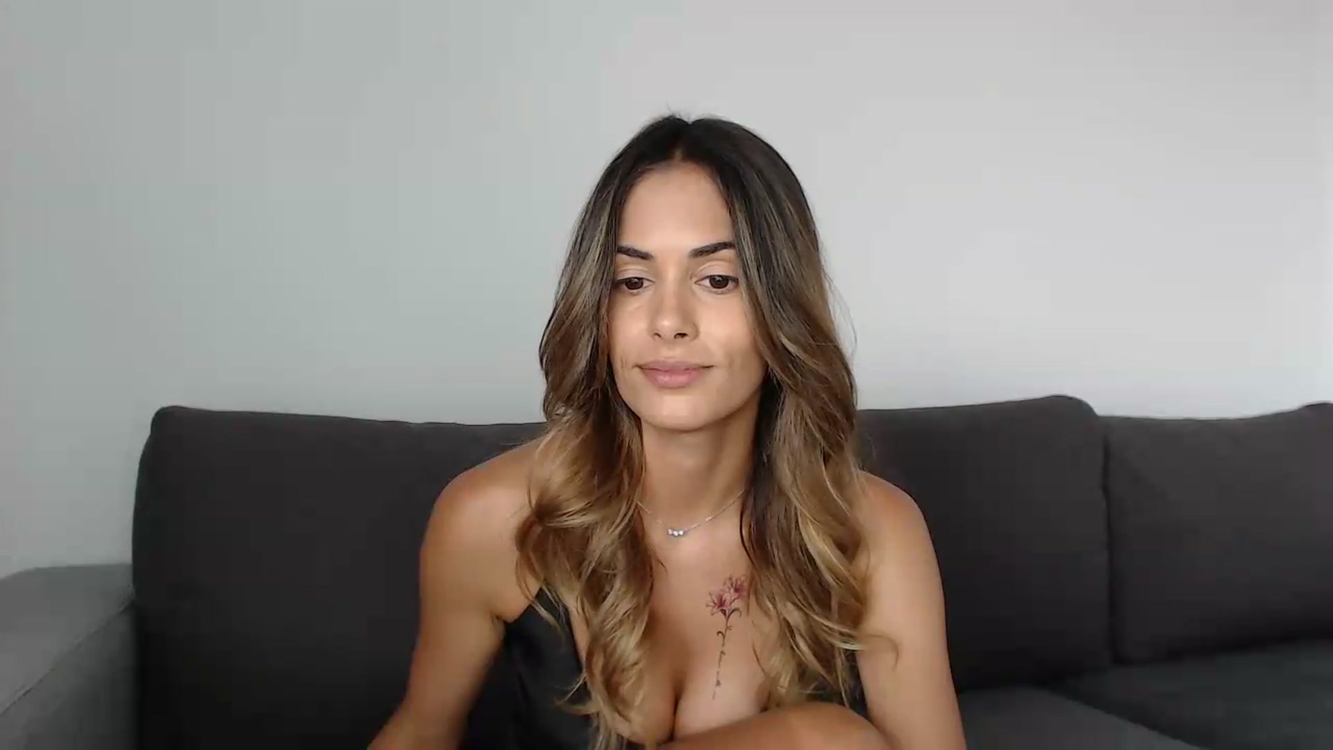 Gallery image thumbnail from Tweety_'s myfreecams stream on, 07/08/2026, 15:09 image 13 of 20