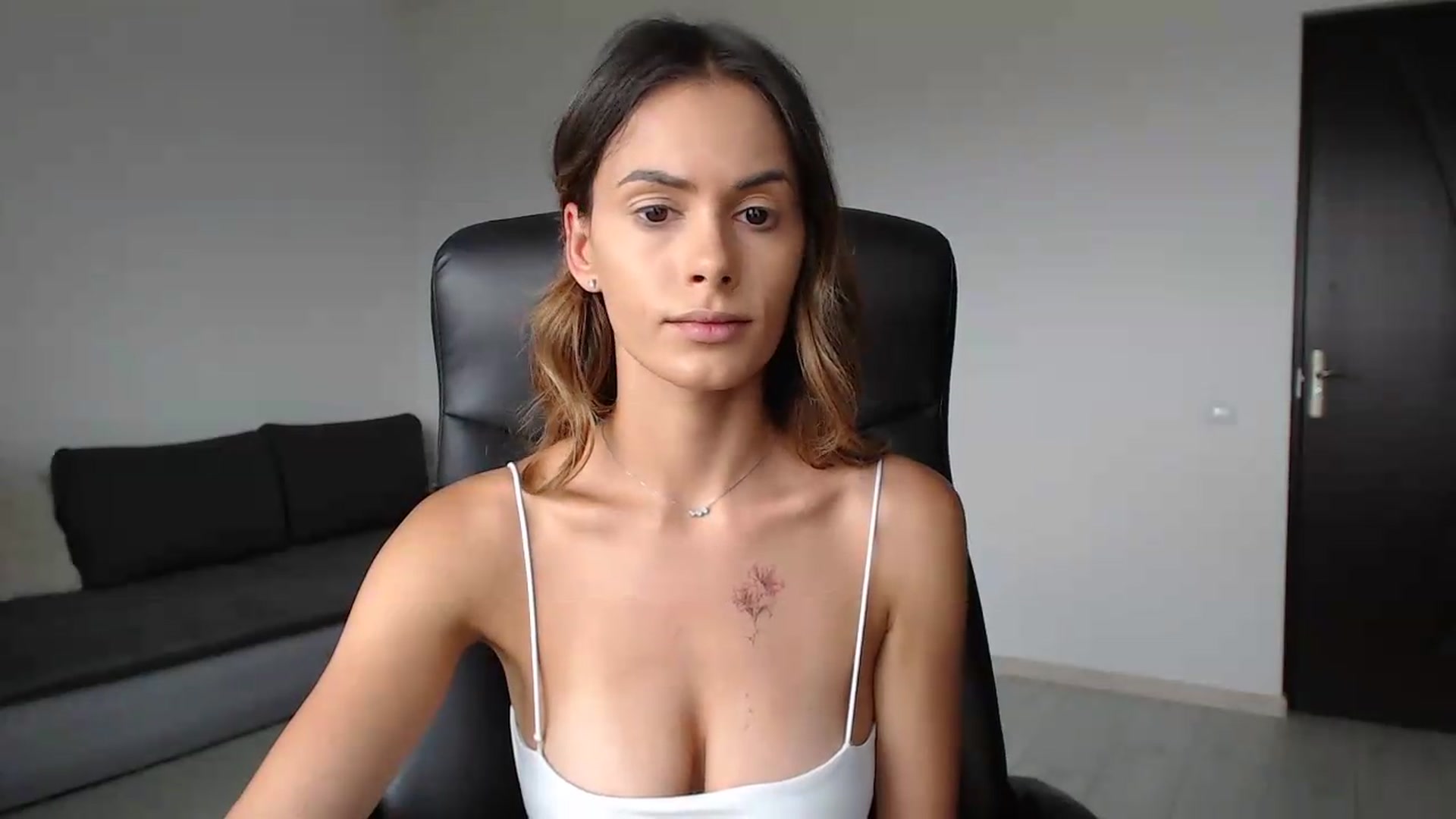 Gallery image thumbnail from Tweety_'s myfreecams stream on, 07/10/2026, 13:04 image 19 of 20
