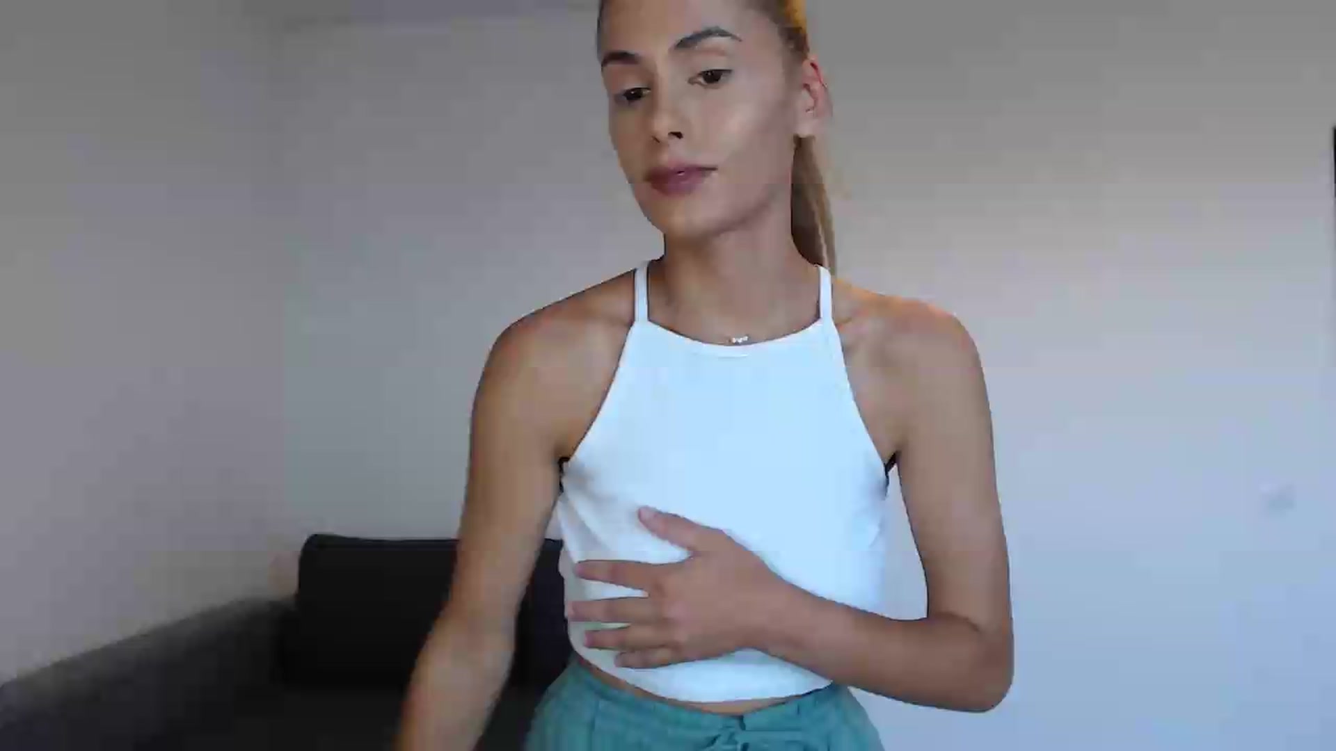 Gallery image thumbnail from Tweety_'s myfreecams stream on, 08/11/2026, 12:55 image 18 of 20