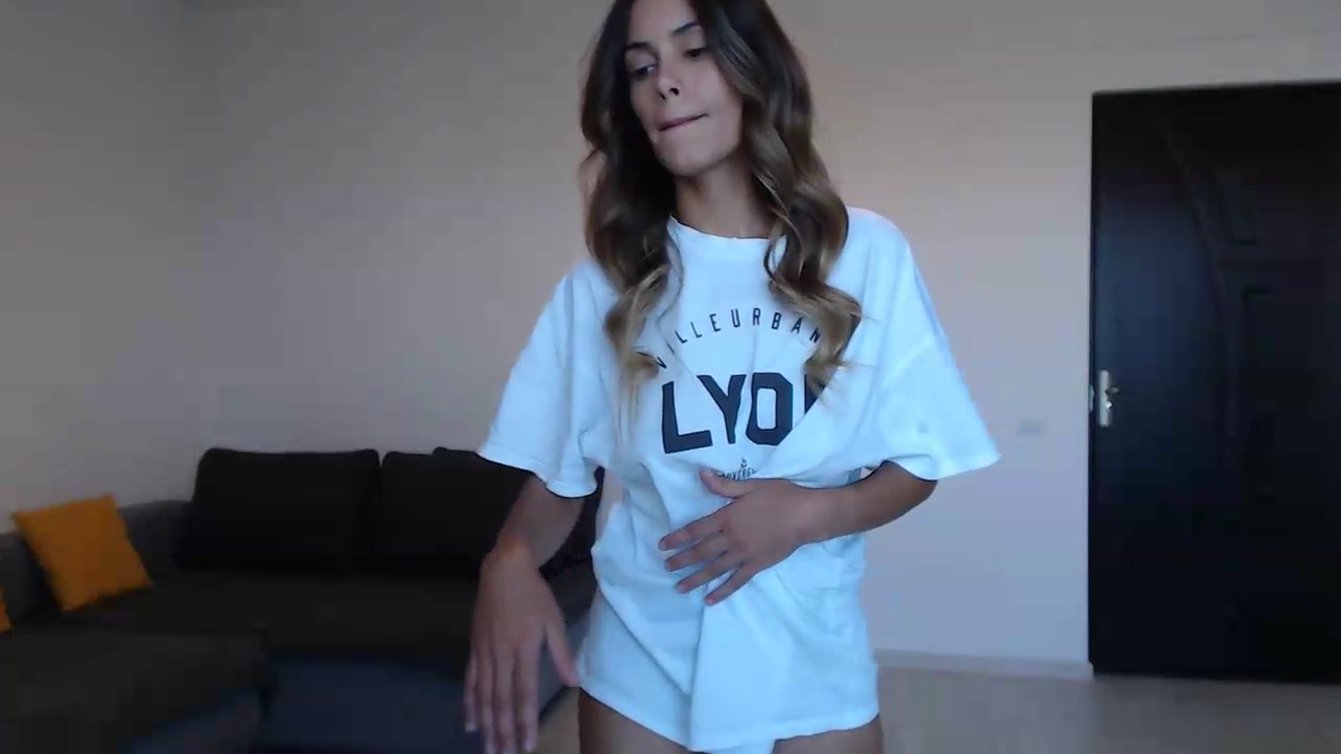 Gallery image thumbnail from Tweety_'s myfreecams stream on, 08/12/2026, 13:10 image 20 of 20