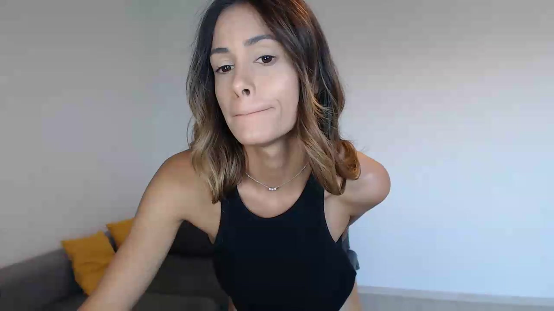 Gallery image thumbnail from Tweety_'s myfreecams stream on, 08/13/2026, 13:25 image 15 of 20