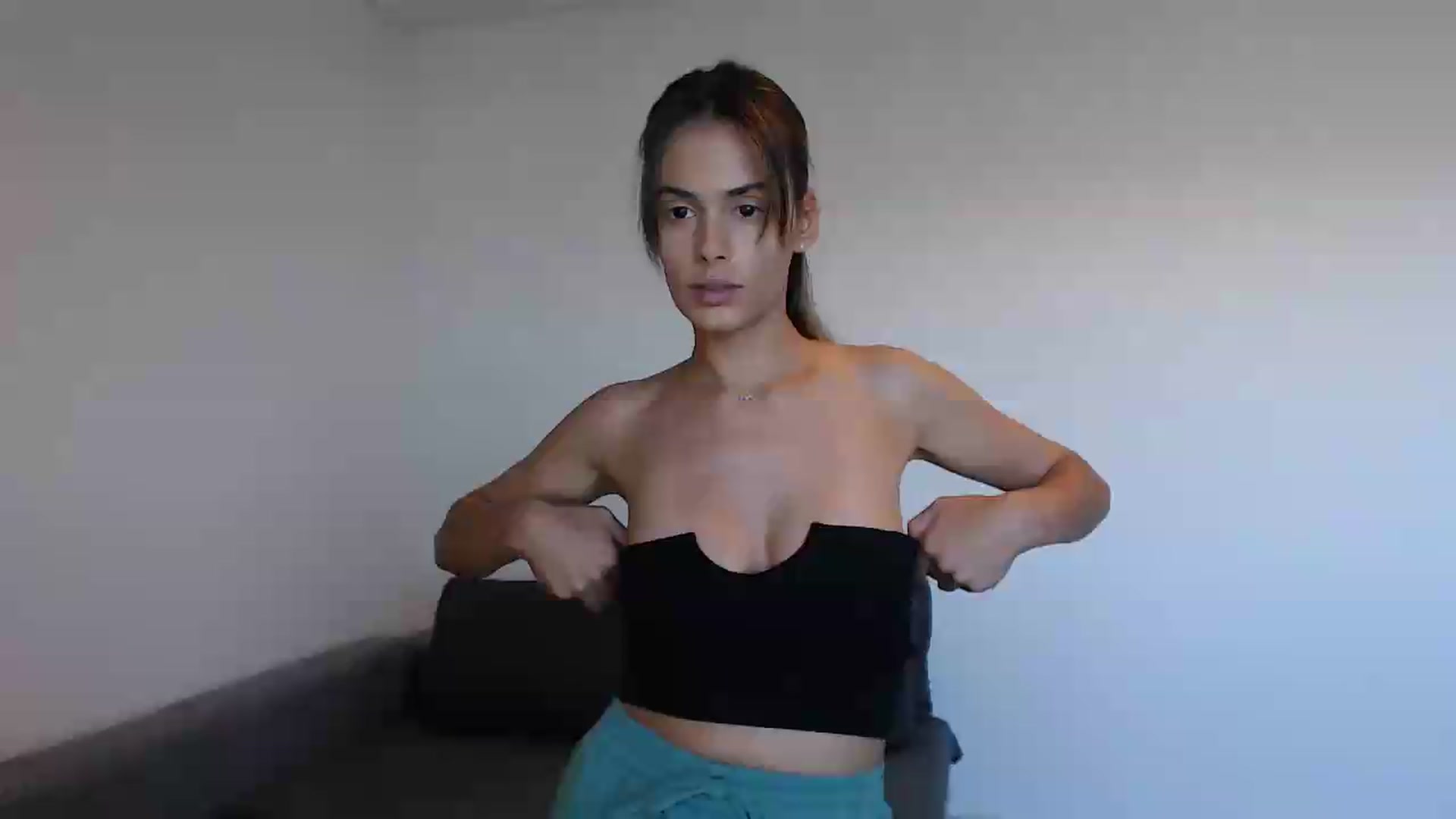 Gallery image thumbnail from Tweety_'s myfreecams stream on, 09/02/2026, 12:42 image 1 of 20