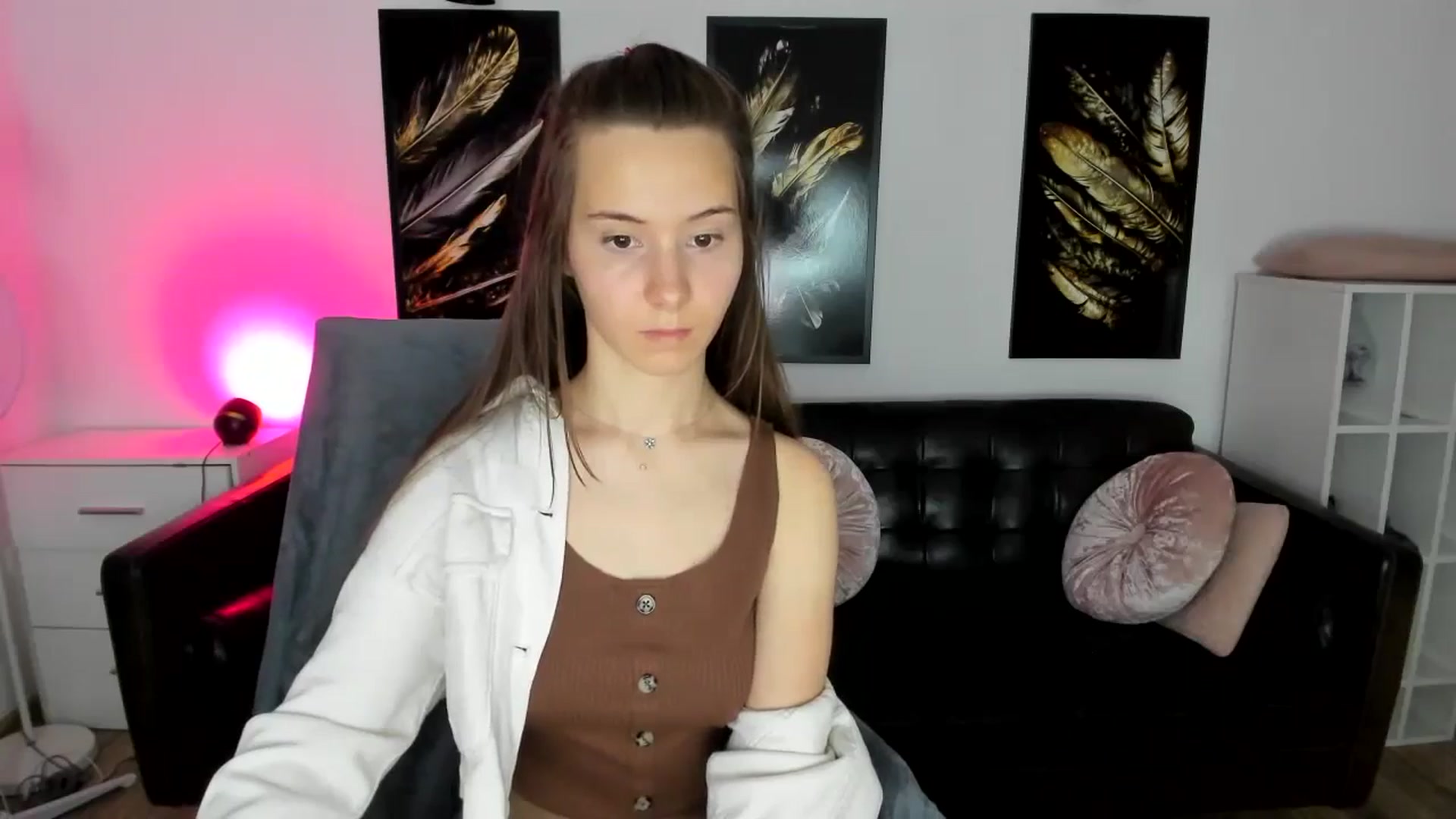 Gallery image thumbnail from TwilightSpark's myfreecams stream on, 07/27/2024, 24:01 image 18 of 20