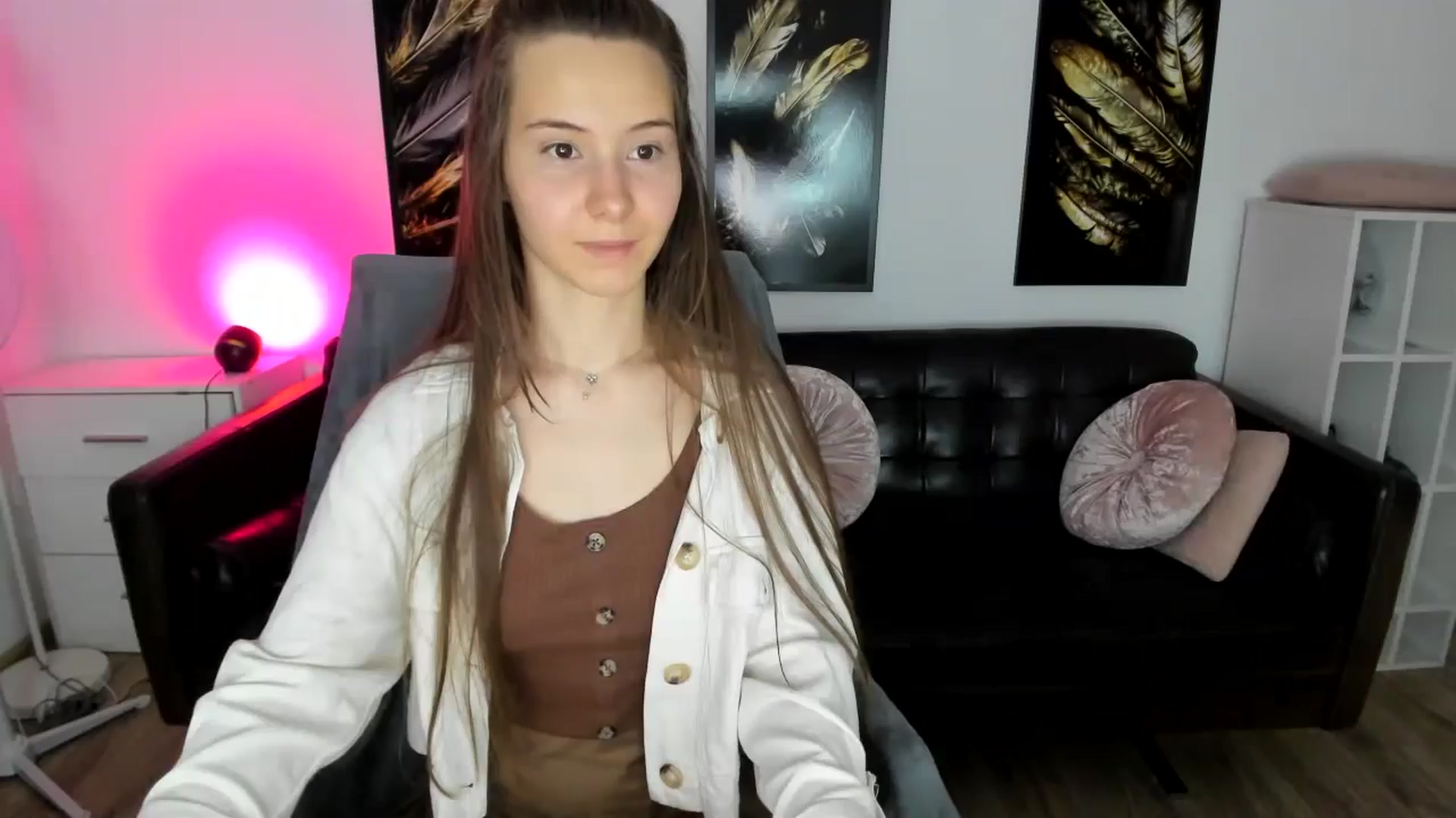 Gallery image thumbnail from TwilightSpark's myfreecams stream on, 07/27/2024, 24:46 image 11 of 20