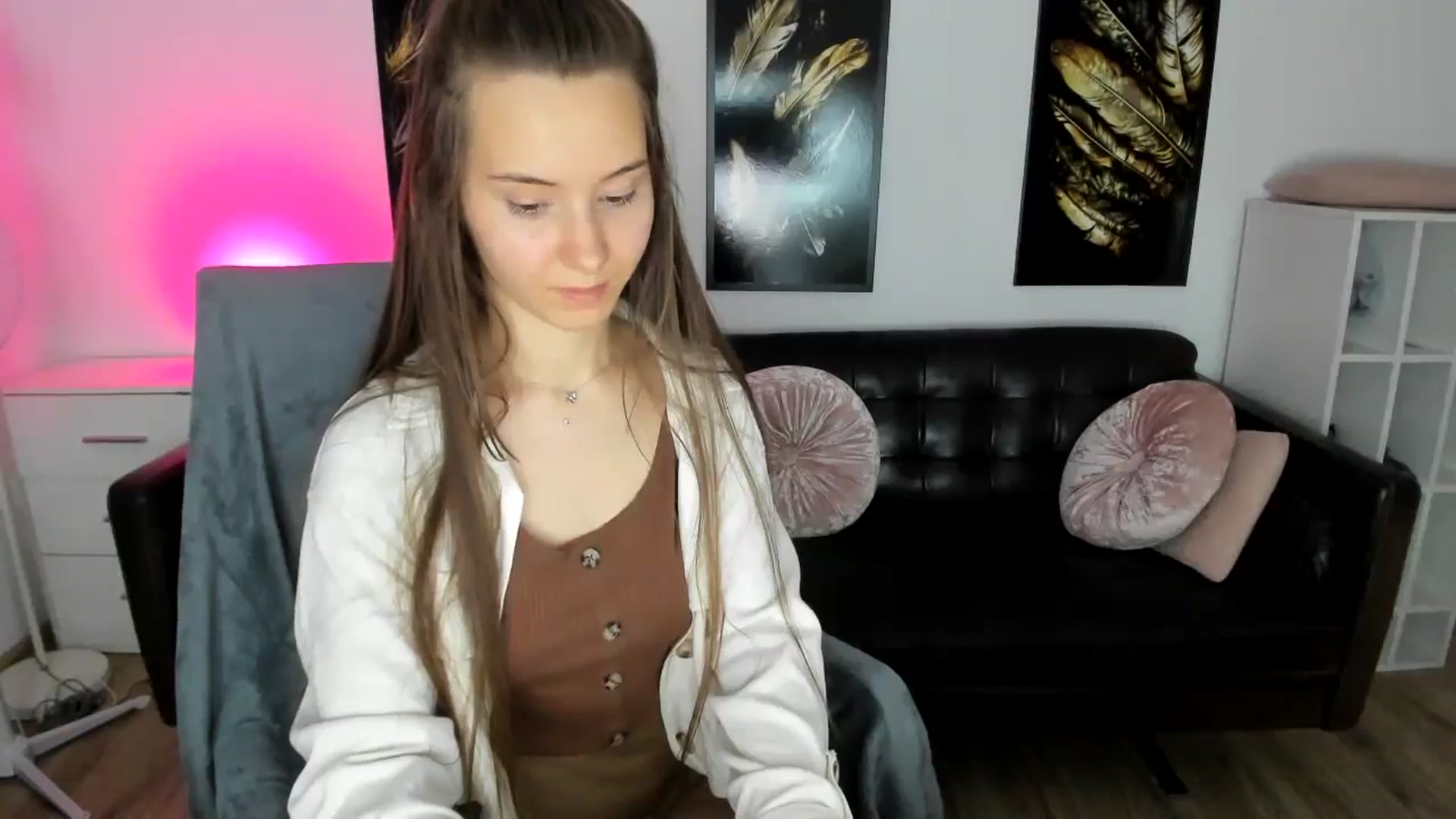 Gallery image thumbnail from TwilightSpark's myfreecams stream on, 07/27/2024, 24:46 image 2 of 20
