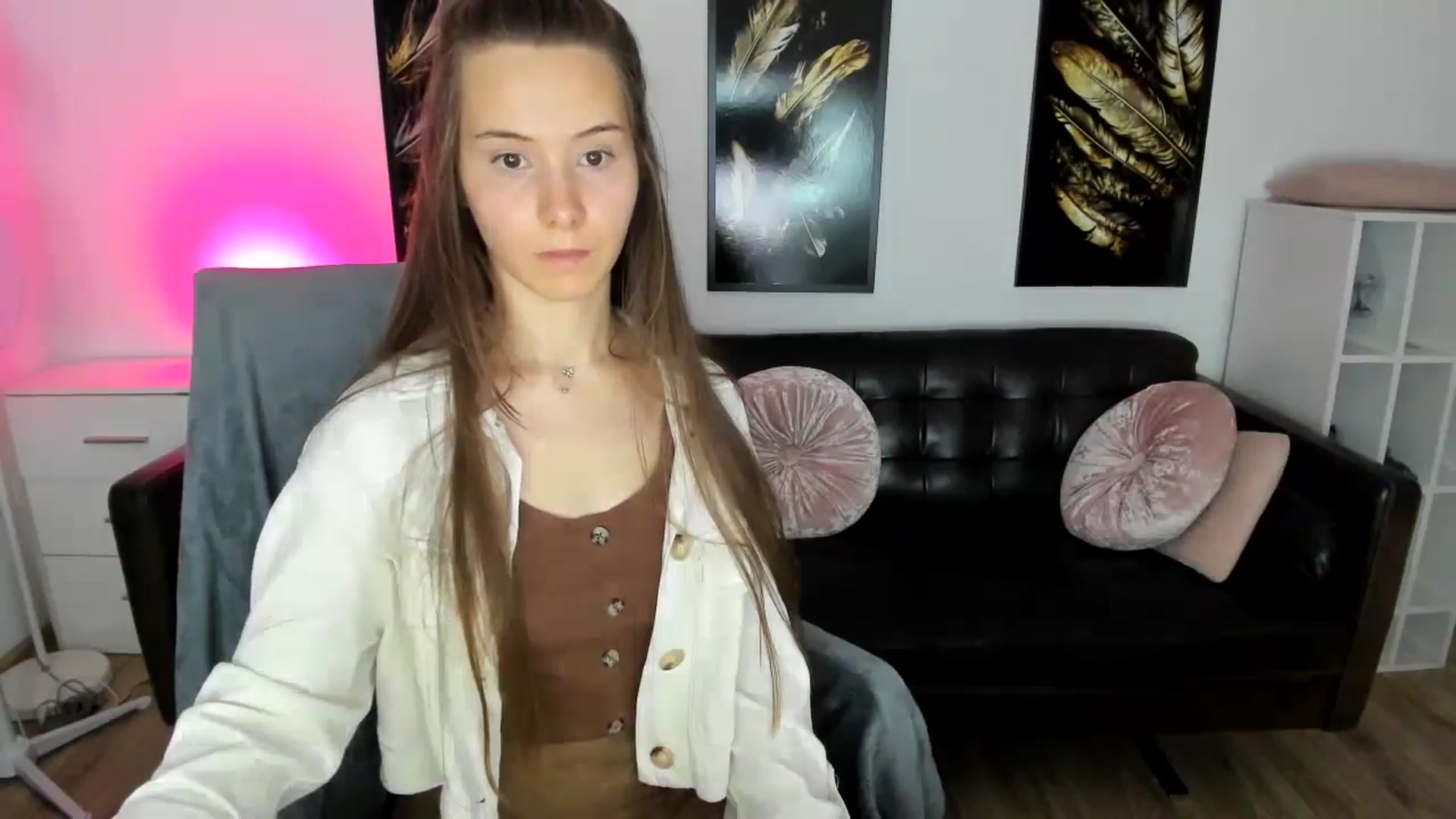 Gallery image thumbnail from TwilightSpark's myfreecams stream on, 07/27/2024, 24:46 image 15 of 20