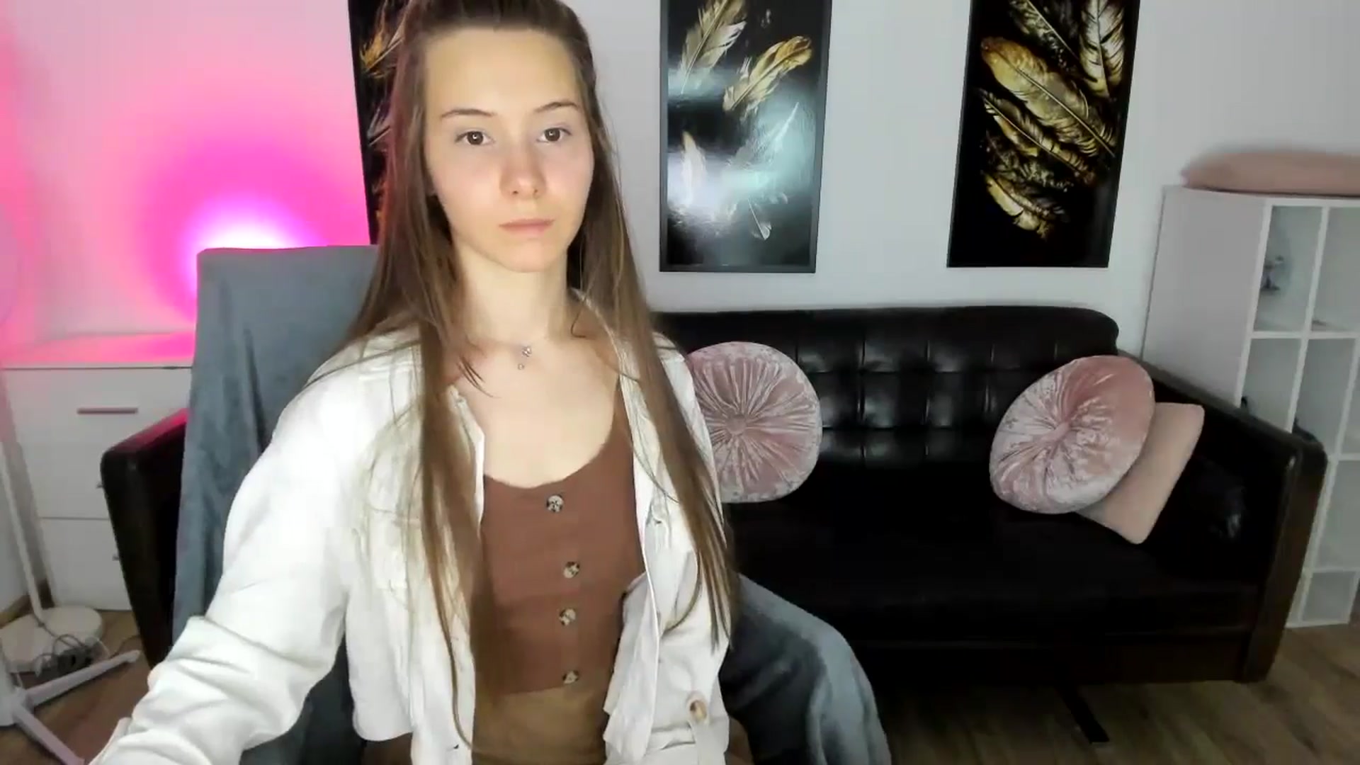 Gallery image thumbnail from TwilightSpark's myfreecams stream on, 07/27/2024, 24:46 image 16 of 20