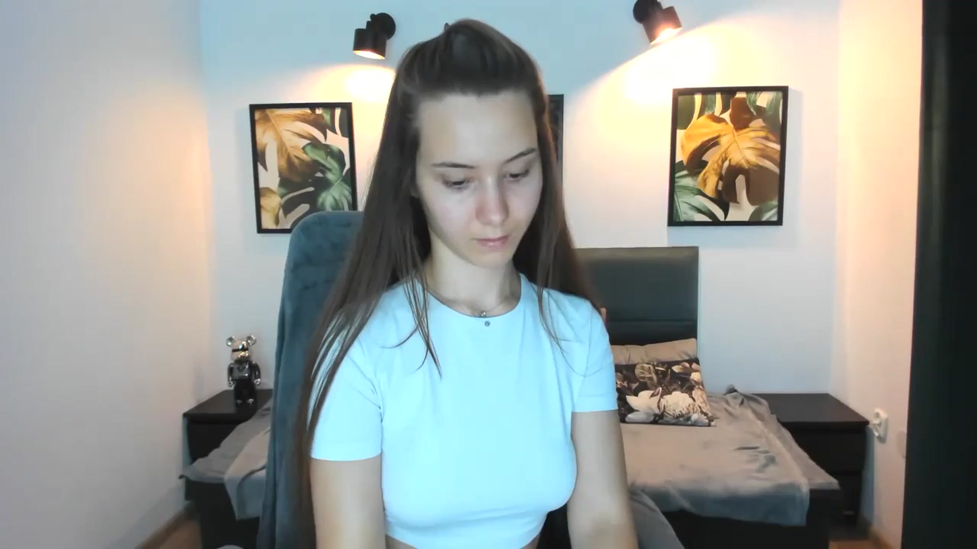 Gallery image thumbnail from TwilightSpark's myfreecams stream on, 07/27/2024, 23:16 image 16 of 20