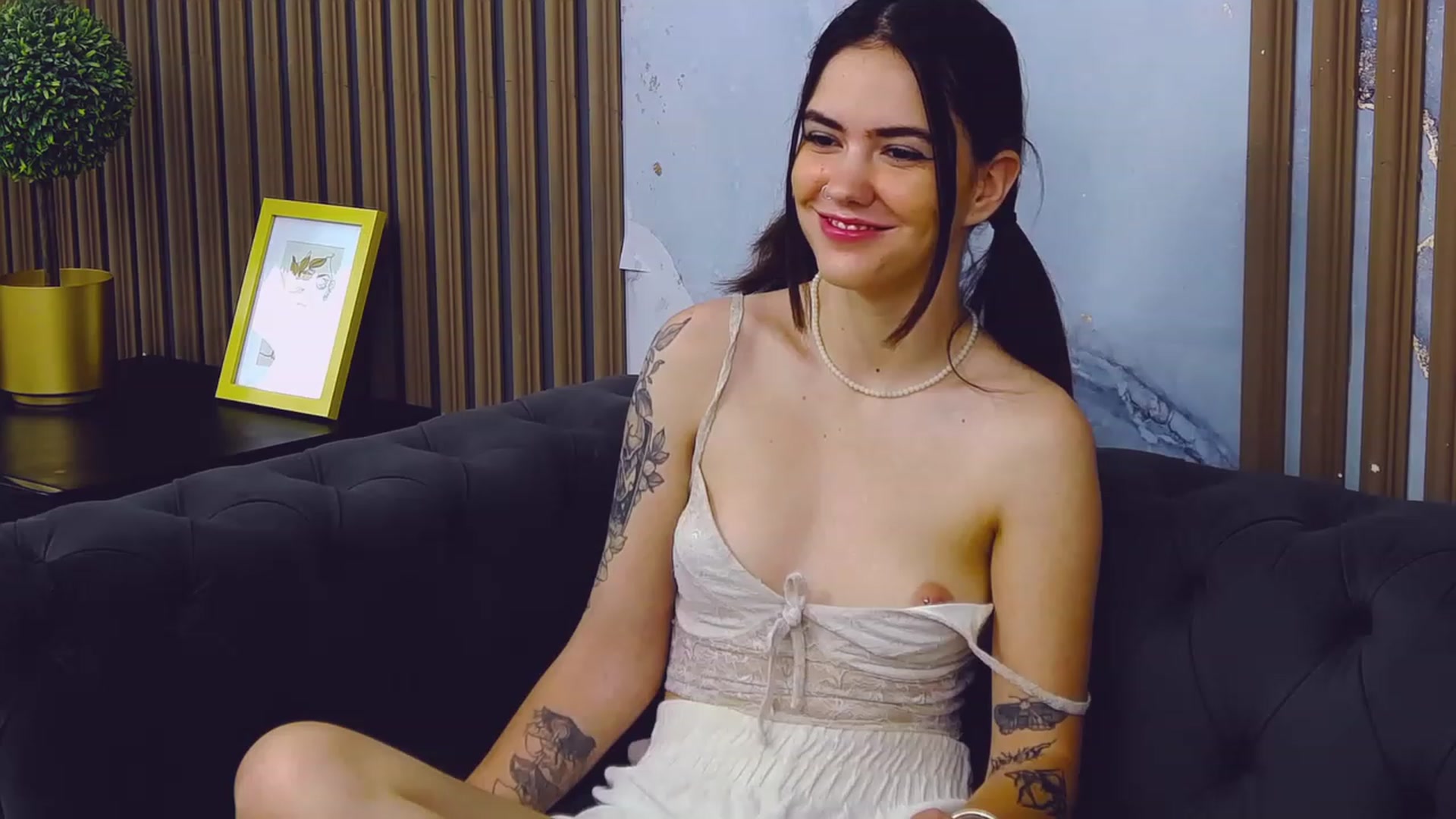 Gallery image thumbnail from TwinkWithWink's myfreecams stream on, 07/29/2023, 07:59 image 17 of 20