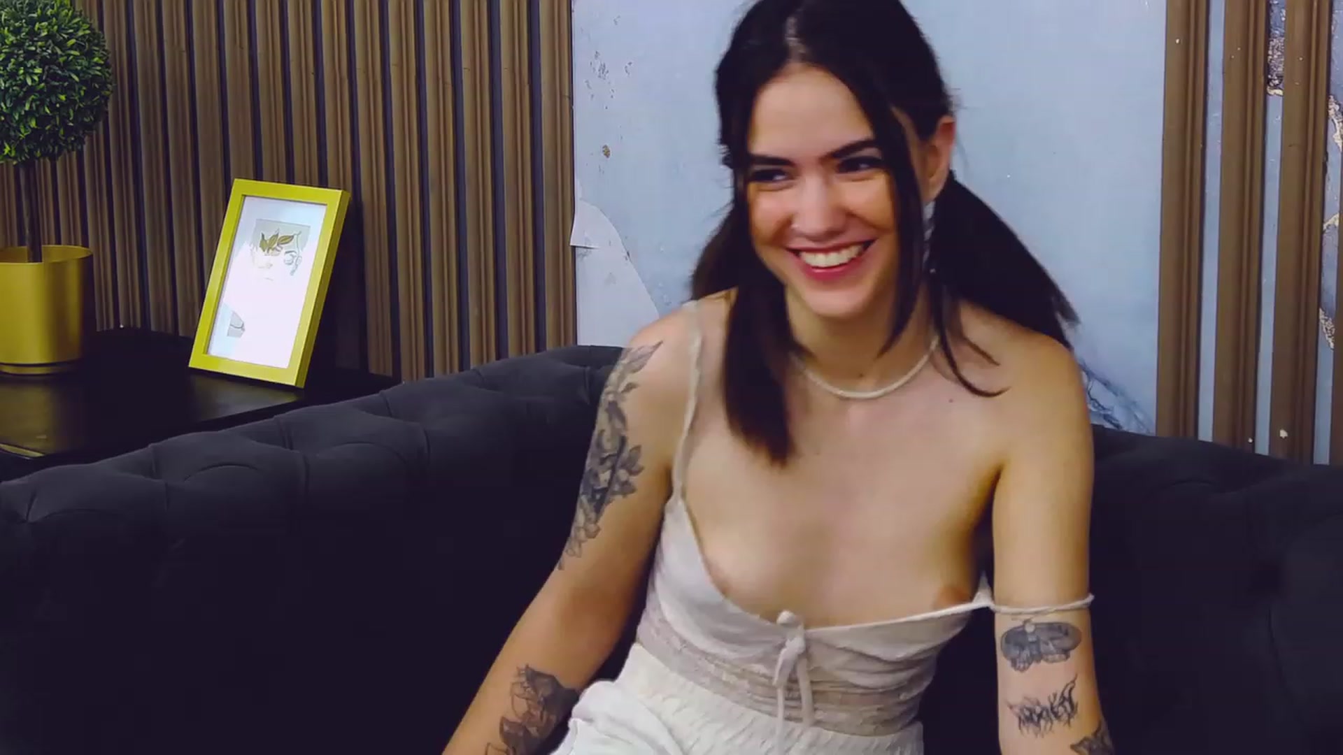 Gallery image thumbnail from TwinkWithWink's myfreecams stream on, 07/29/2023, 08:27 image 4 of 20