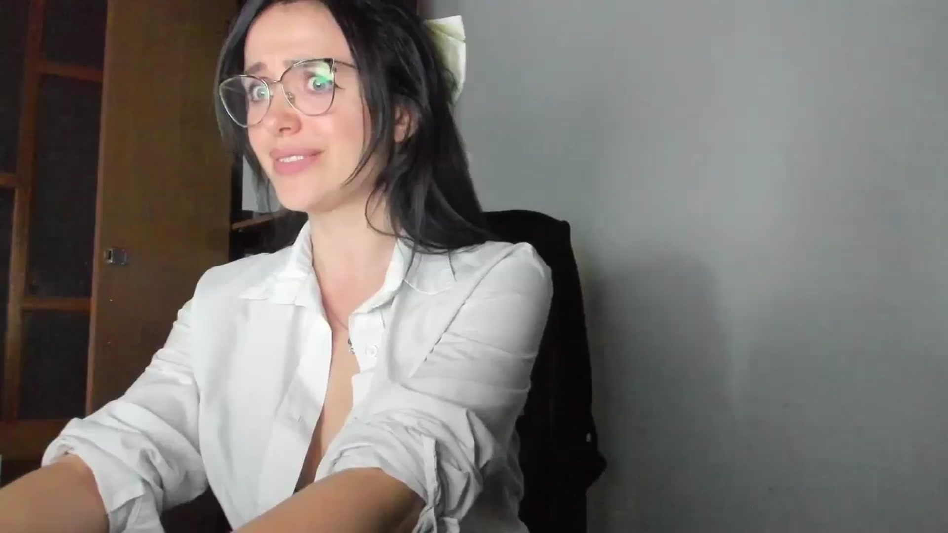 Gallery image thumbnail from Twinkle_Fire's myfreecams stream on, 05/14/2024, 18:20 image 11 of 20