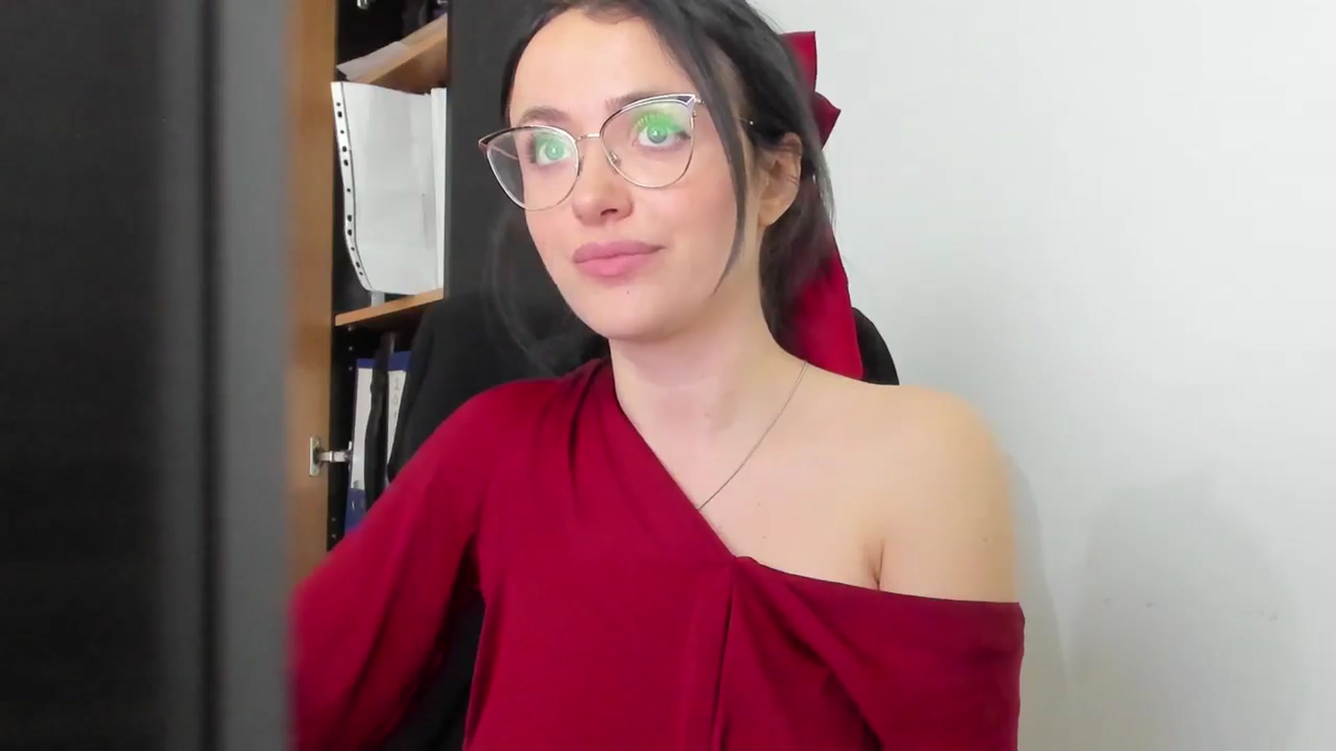 Gallery image thumbnail from Twinkle_Fire's myfreecams stream on, 05/29/2024, 19:05 image 3 of 20