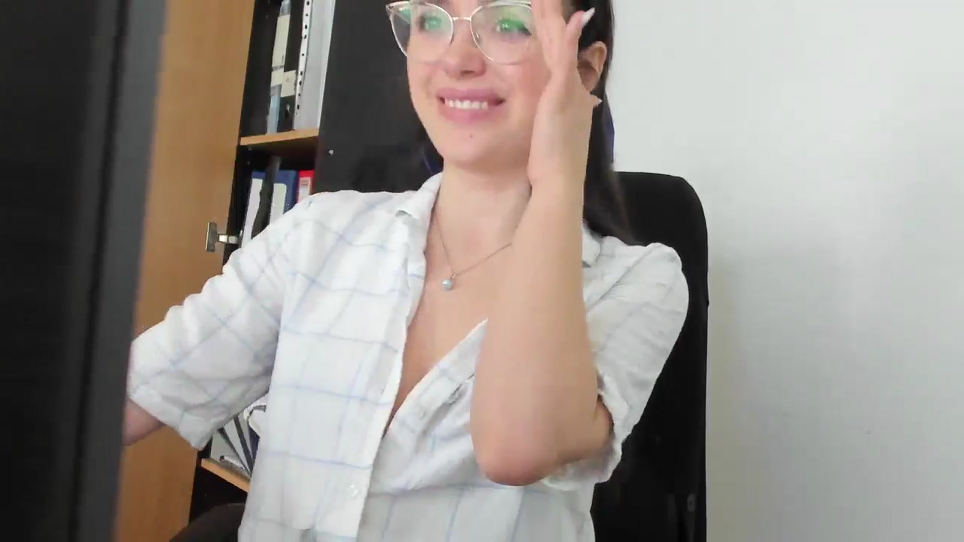 Gallery image thumbnail from Twinkle_Fire's myfreecams stream on, 05/30/2024, 16:30 image 5 of 20