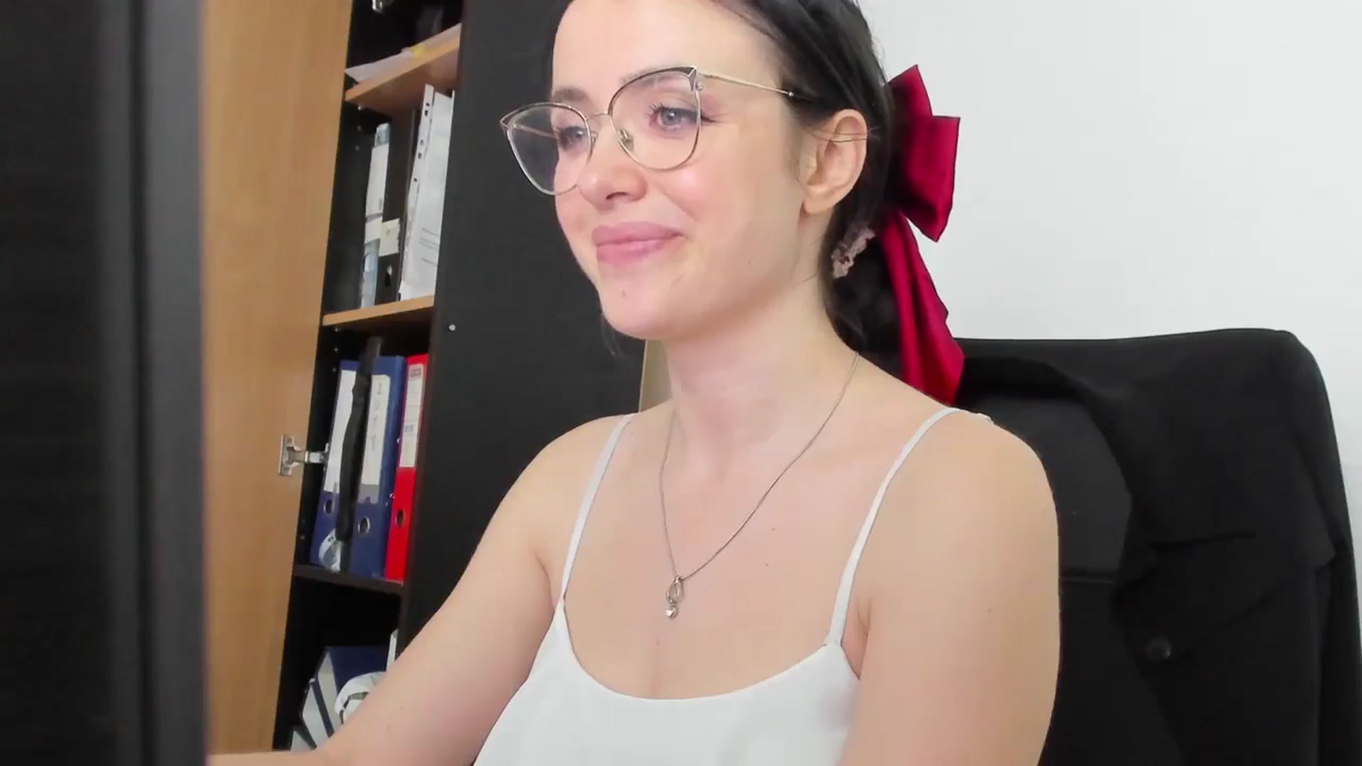 Gallery image thumbnail from Twinkle_Fire's myfreecams stream on, 06/04/2024, 15:17 image 3 of 20