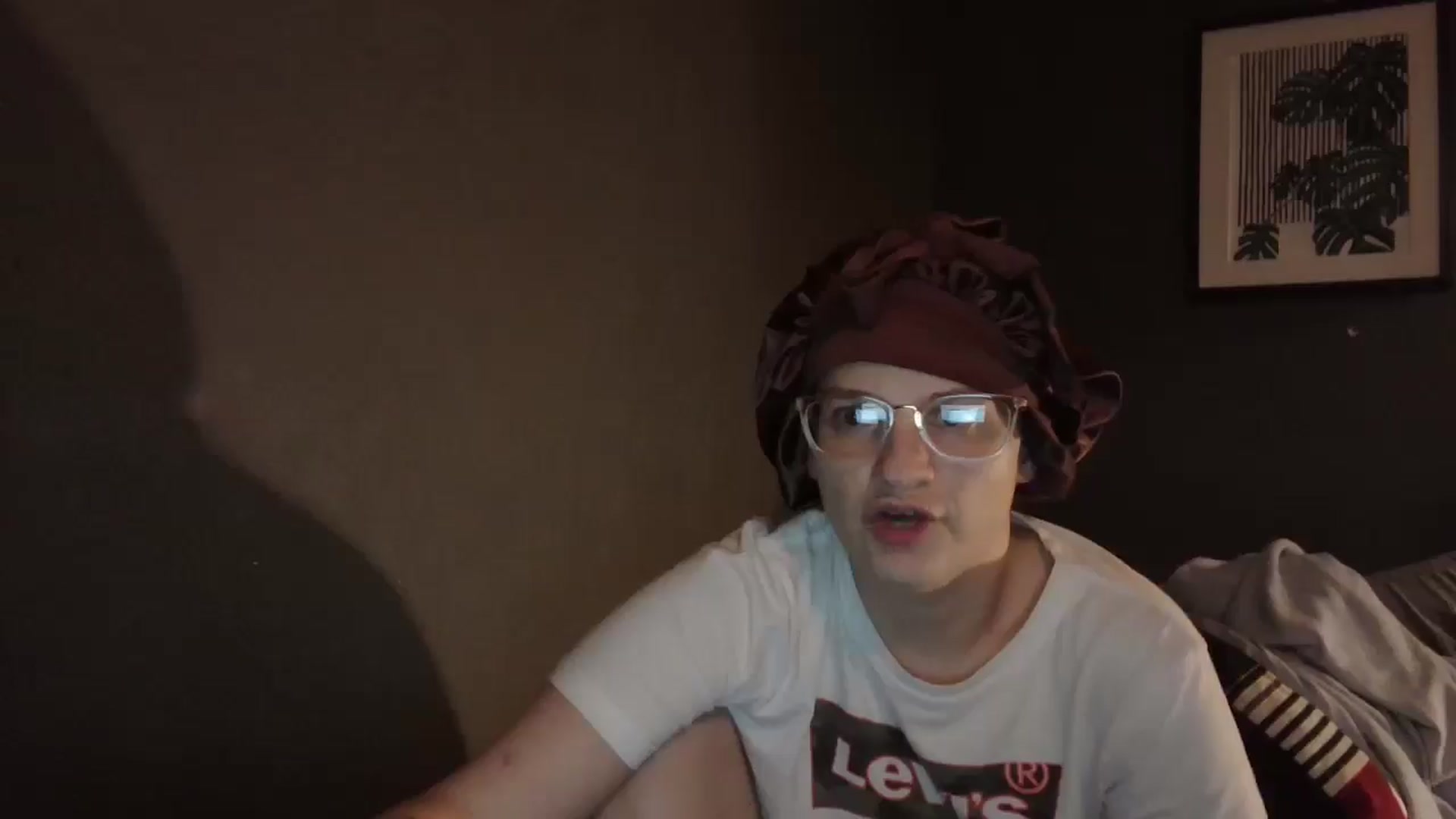 Gallery image thumbnail from Twistedkitty8's myfreecams stream on, 12/16/2024, 10:23 image 18 of 20