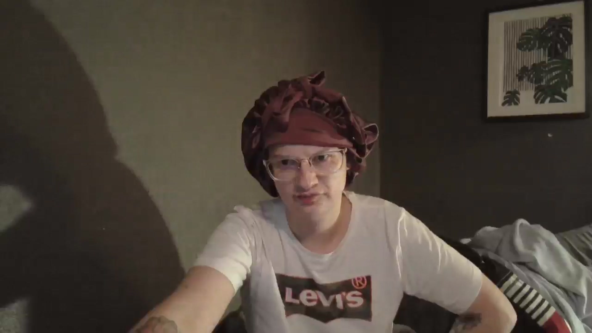 Gallery image thumbnail from Twistedkitty8's myfreecams stream on, 12/16/2024, 10:23 image 4 of 20