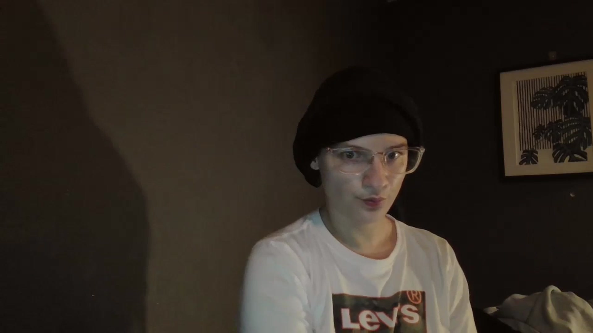 Gallery image thumbnail from Twistedkitty8's myfreecams stream on, 12/16/2024, 12:53 image 10 of 20