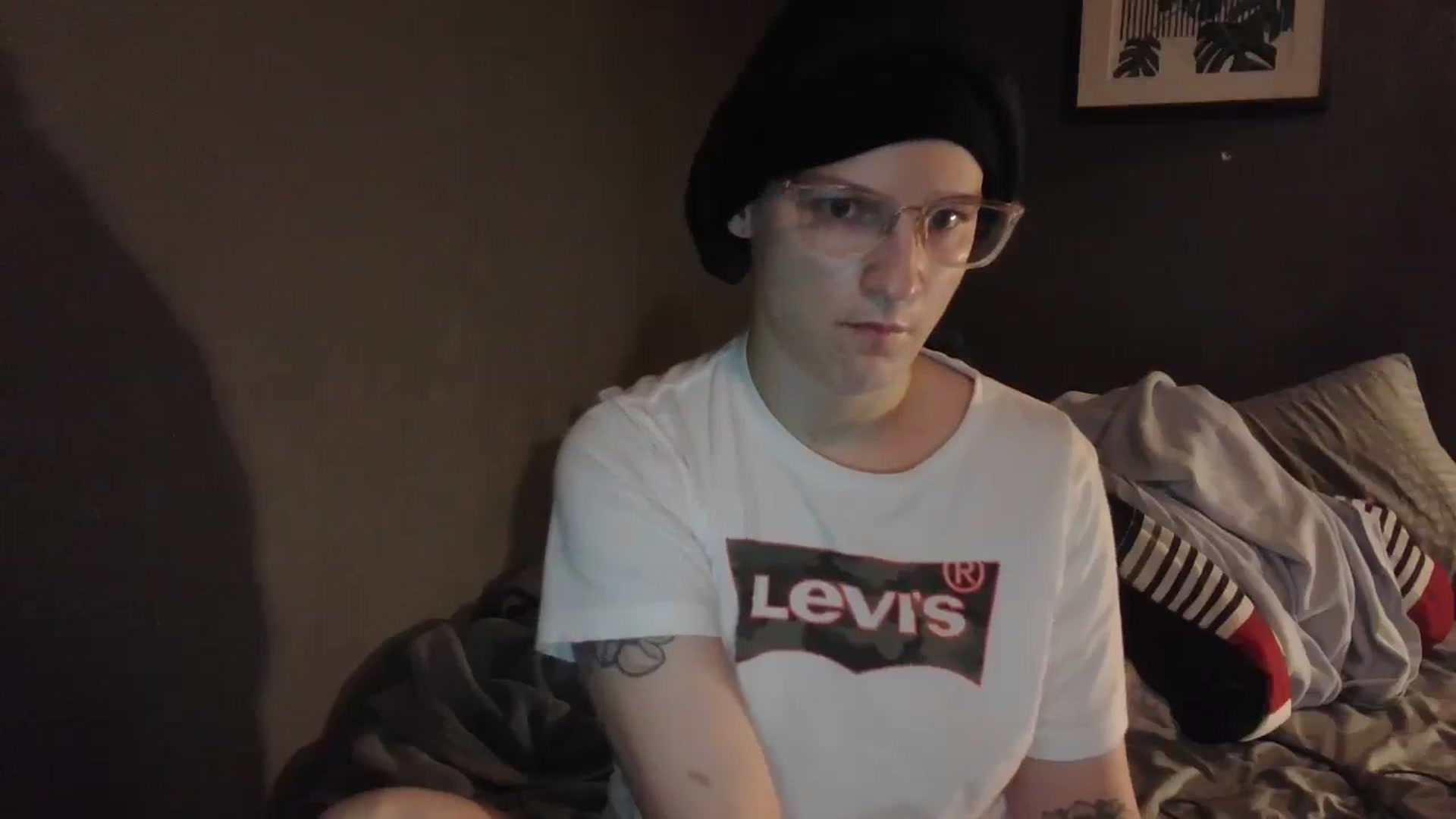 Gallery image thumbnail from Twistedkitty8's myfreecams stream on, 12/16/2024, 12:53 image 9 of 20
