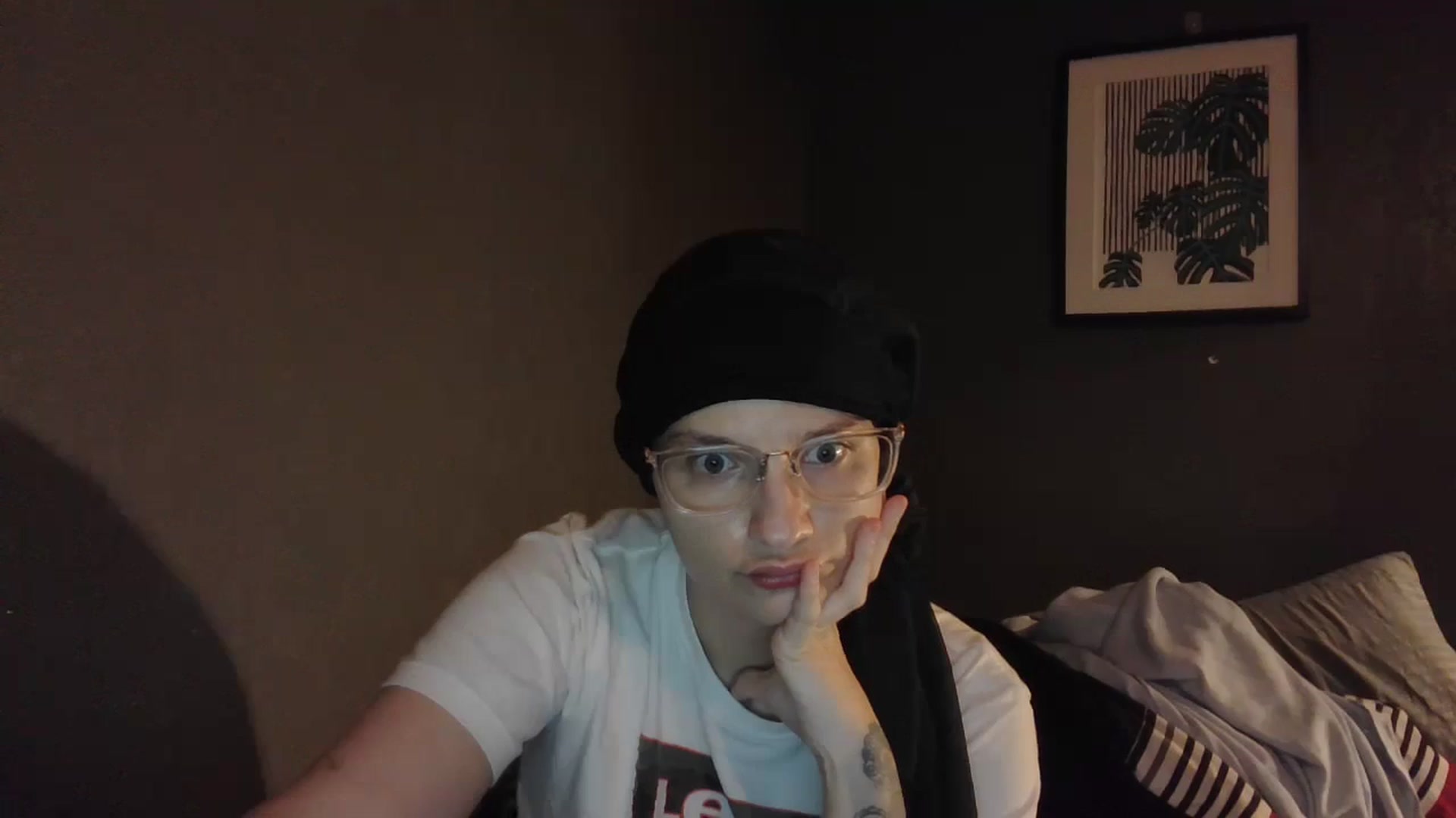 Gallery image thumbnail from Twistedkitty8's myfreecams stream on, 12/16/2024, 12:53 image 5 of 20