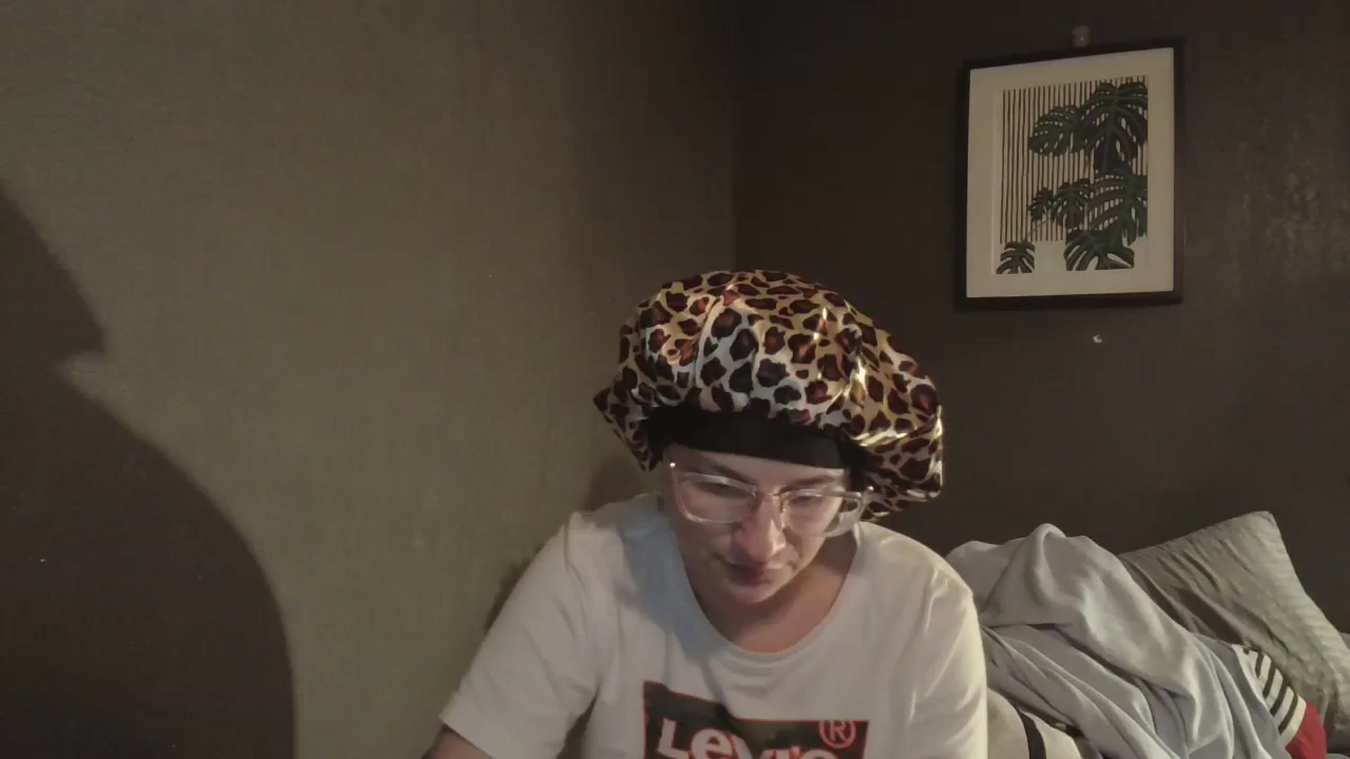 Gallery image thumbnail from Twistedkitty8's myfreecams stream on, 12/16/2024, 13:59 image 14 of 20