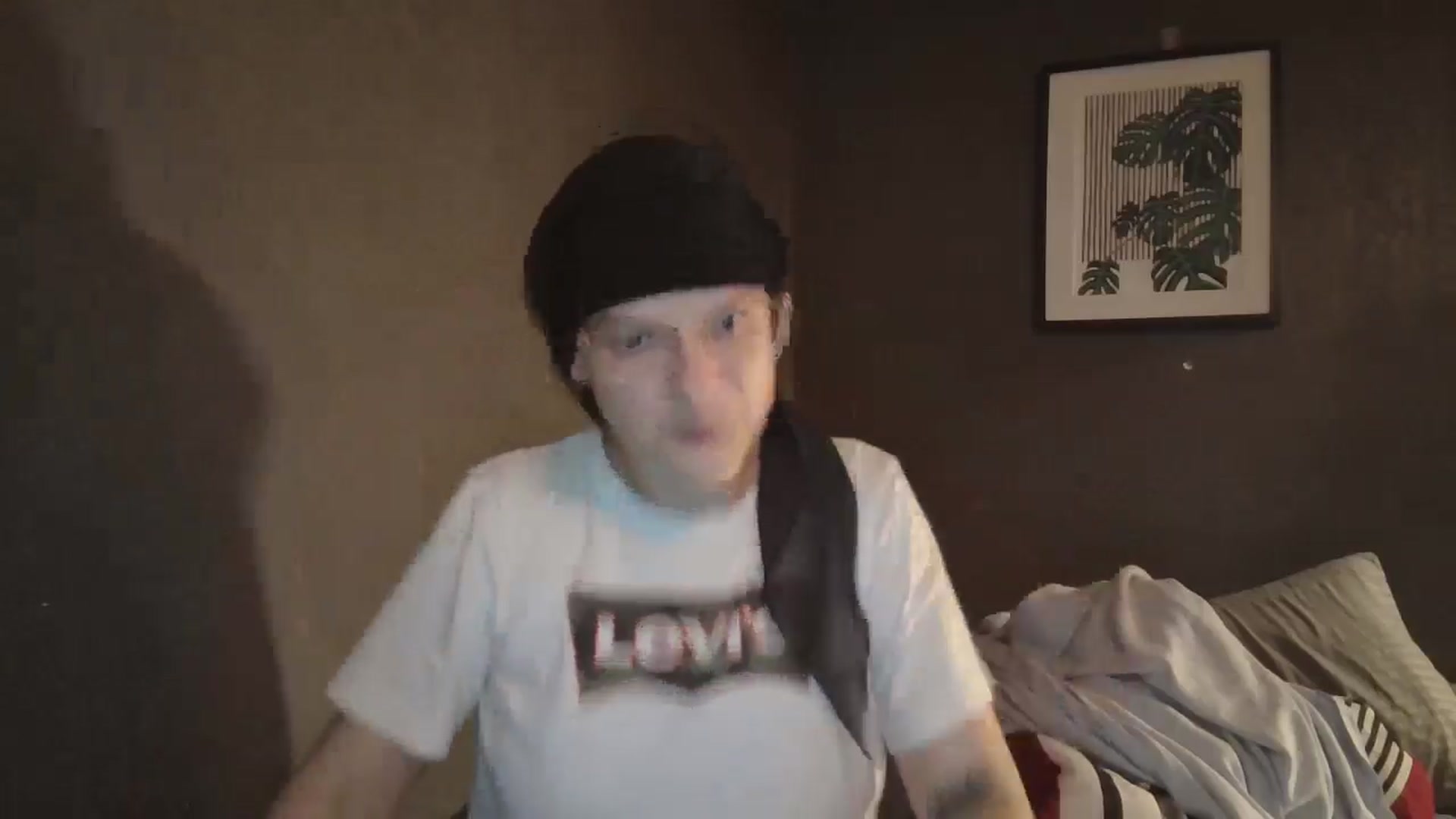 Gallery image thumbnail from Twistedkitty8's myfreecams stream on, 12/16/2024, 13:59 image 7 of 20