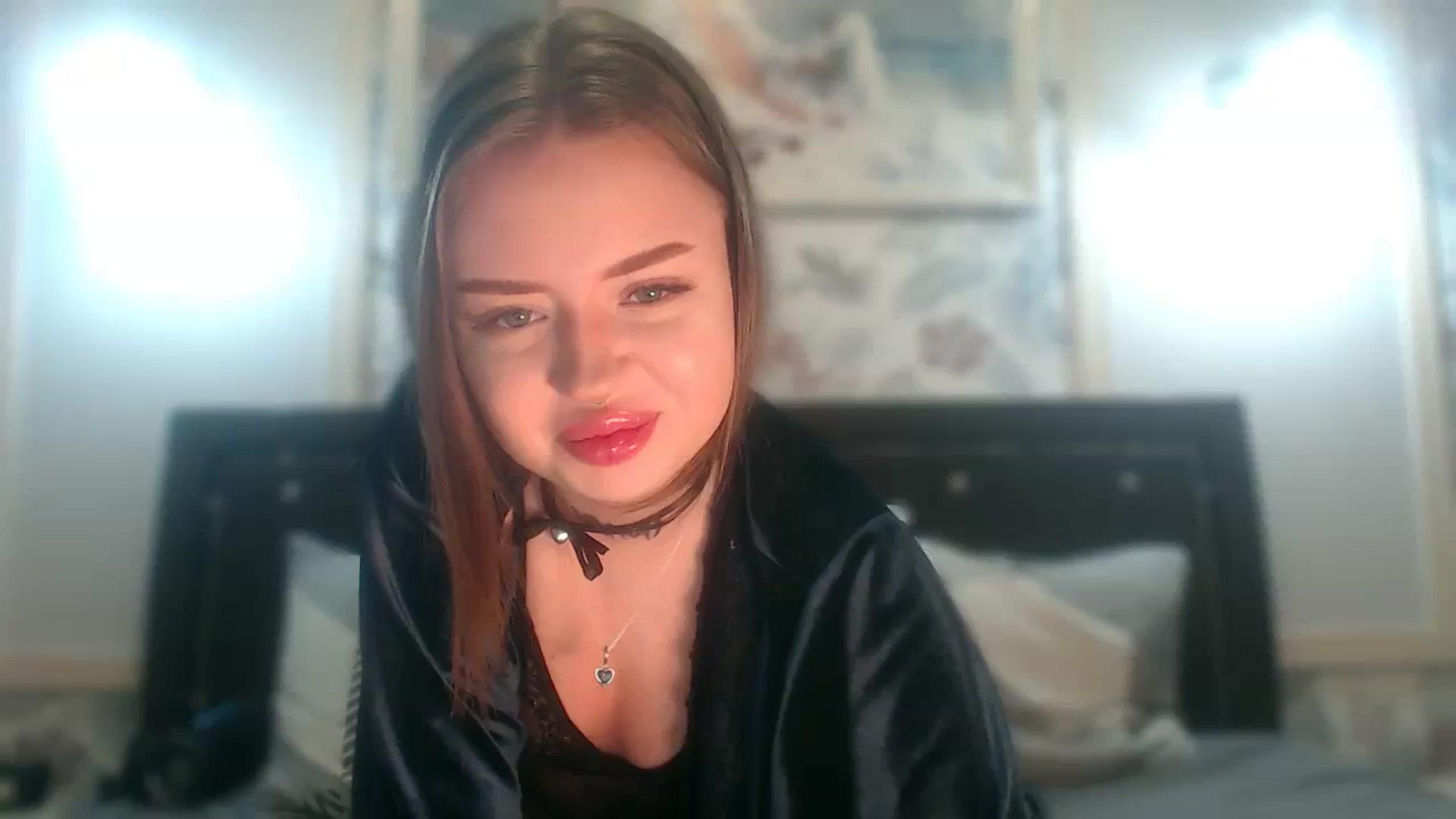 Gallery image thumbnail from Twisty_xx's myfreecams stream on, 11/16/2023, 16:34 image 8 of 20