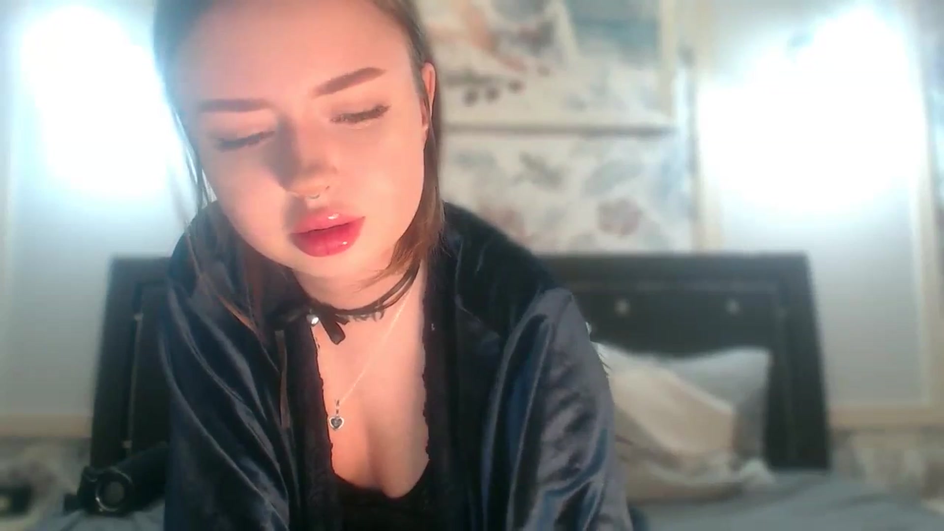 Gallery image thumbnail from Twisty_xx's myfreecams stream on, 11/16/2023, 16:34 image 9 of 20