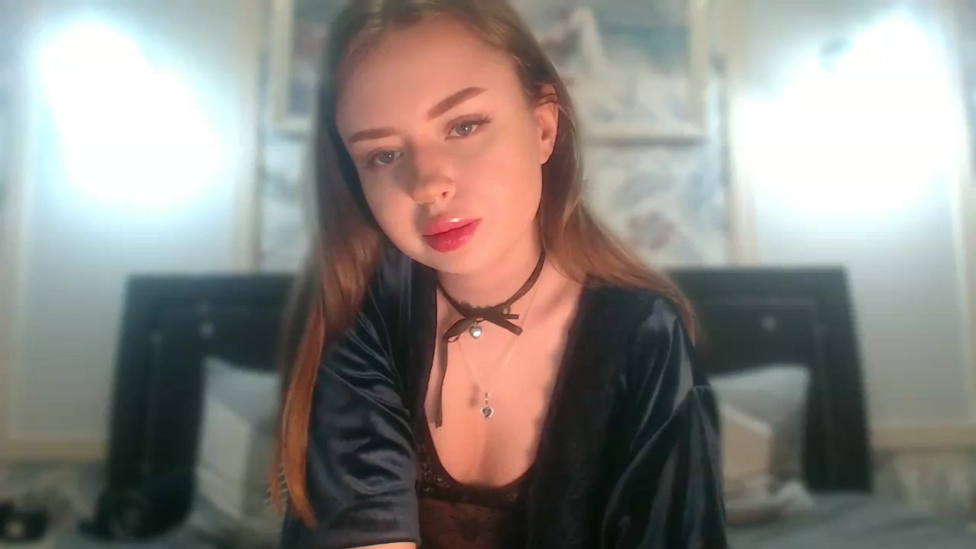 Gallery image thumbnail from Twisty_xx's myfreecams stream on, 11/16/2023, 16:34 image 3 of 20