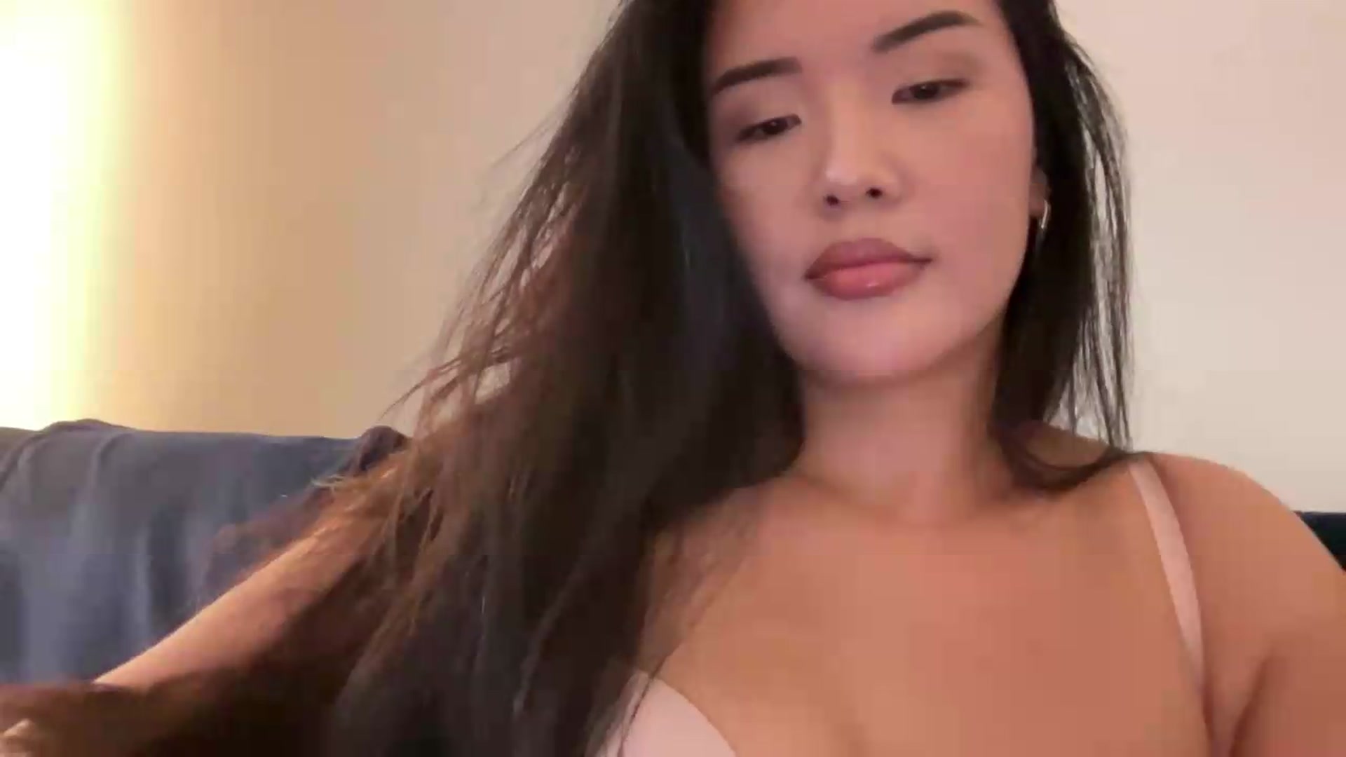 Gallery image thumbnail from Tyhdkolsd's myfreecams stream on, 07/21/2026, 16:48 image 13 of 20