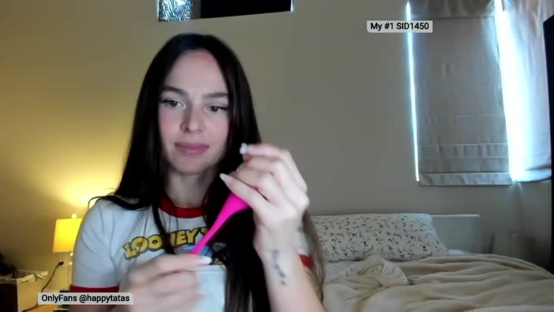 Gallery image thumbnail from TyleyCriss's myfreecams stream on, 01/15/2023, 22:44 image 19 of 20