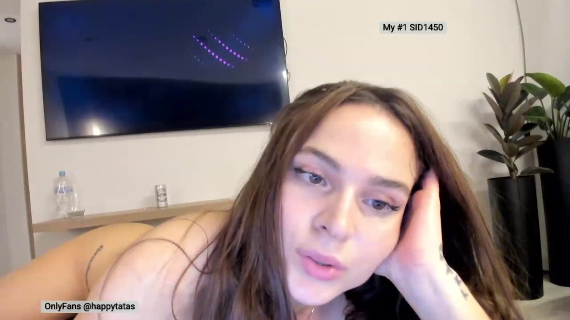 Gallery image thumbnail from TyleyCriss's myfreecams stream on, 03/08/2023, 03:03 image 4 of 20