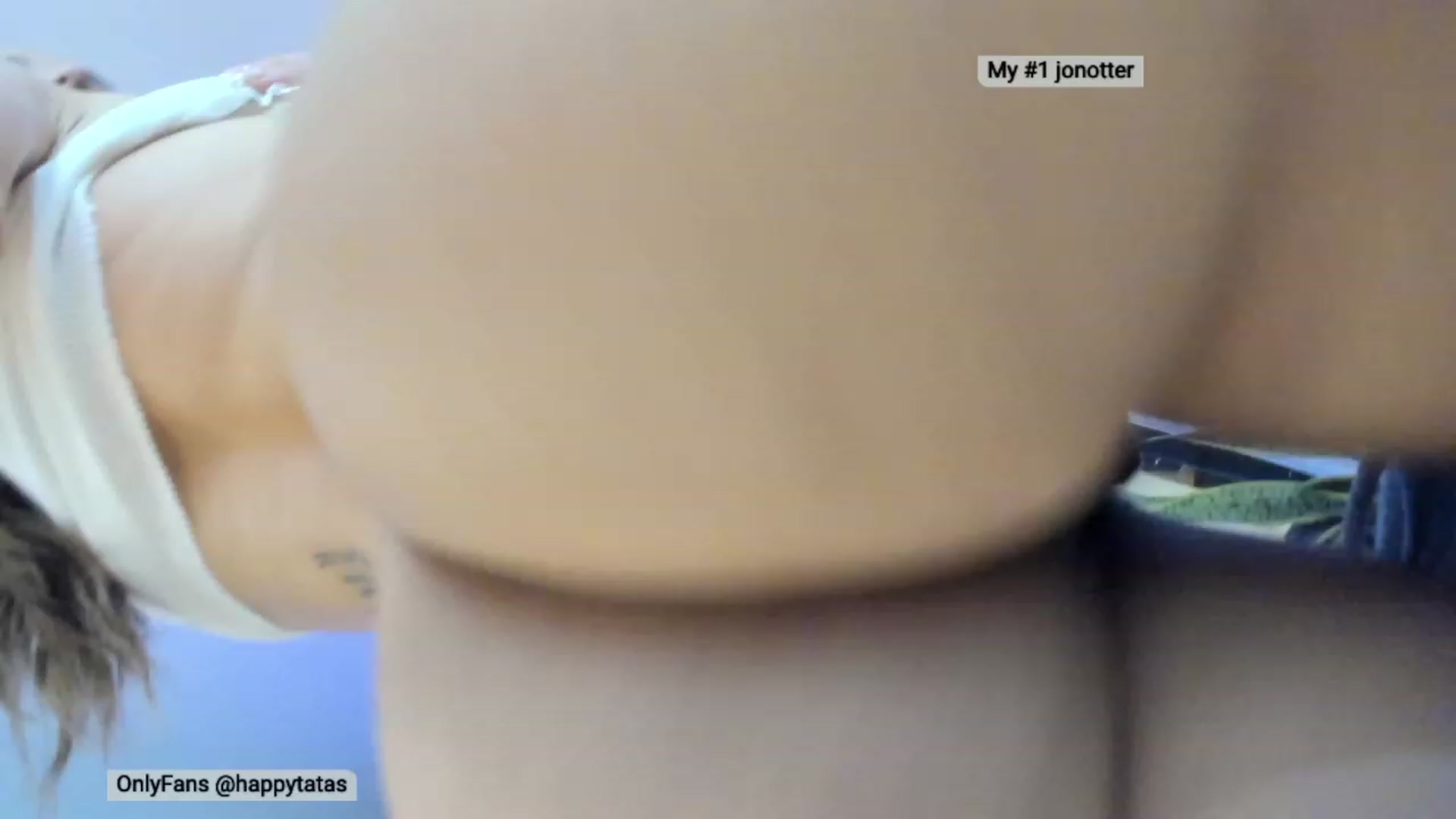 Gallery image thumbnail from TyleyCriss's myfreecams stream on, 03/22/2023, 01:08 image 15 of 20