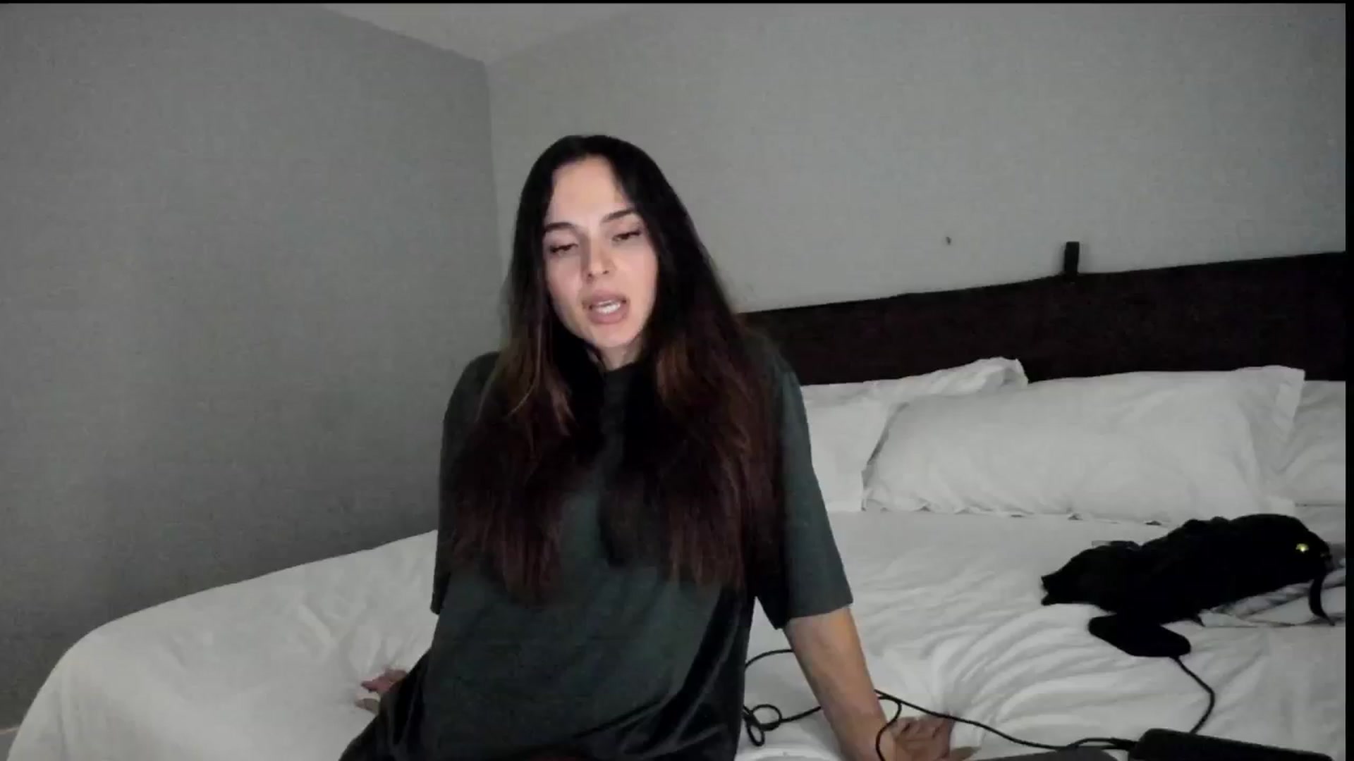 Gallery image thumbnail from TyleyCriss's myfreecams stream on, 01/03/2025, 24:54 image 5 of 20