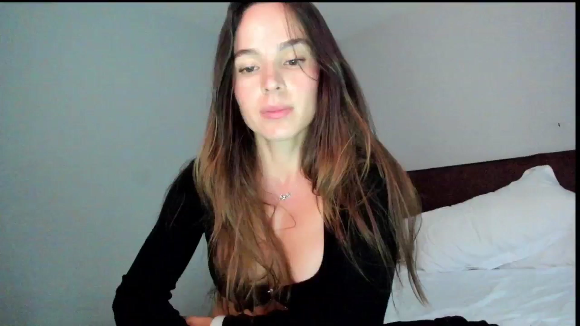 Gallery image thumbnail from TyleyCriss's myfreecams stream on, 01/05/2025, 22:18 image 20 of 20