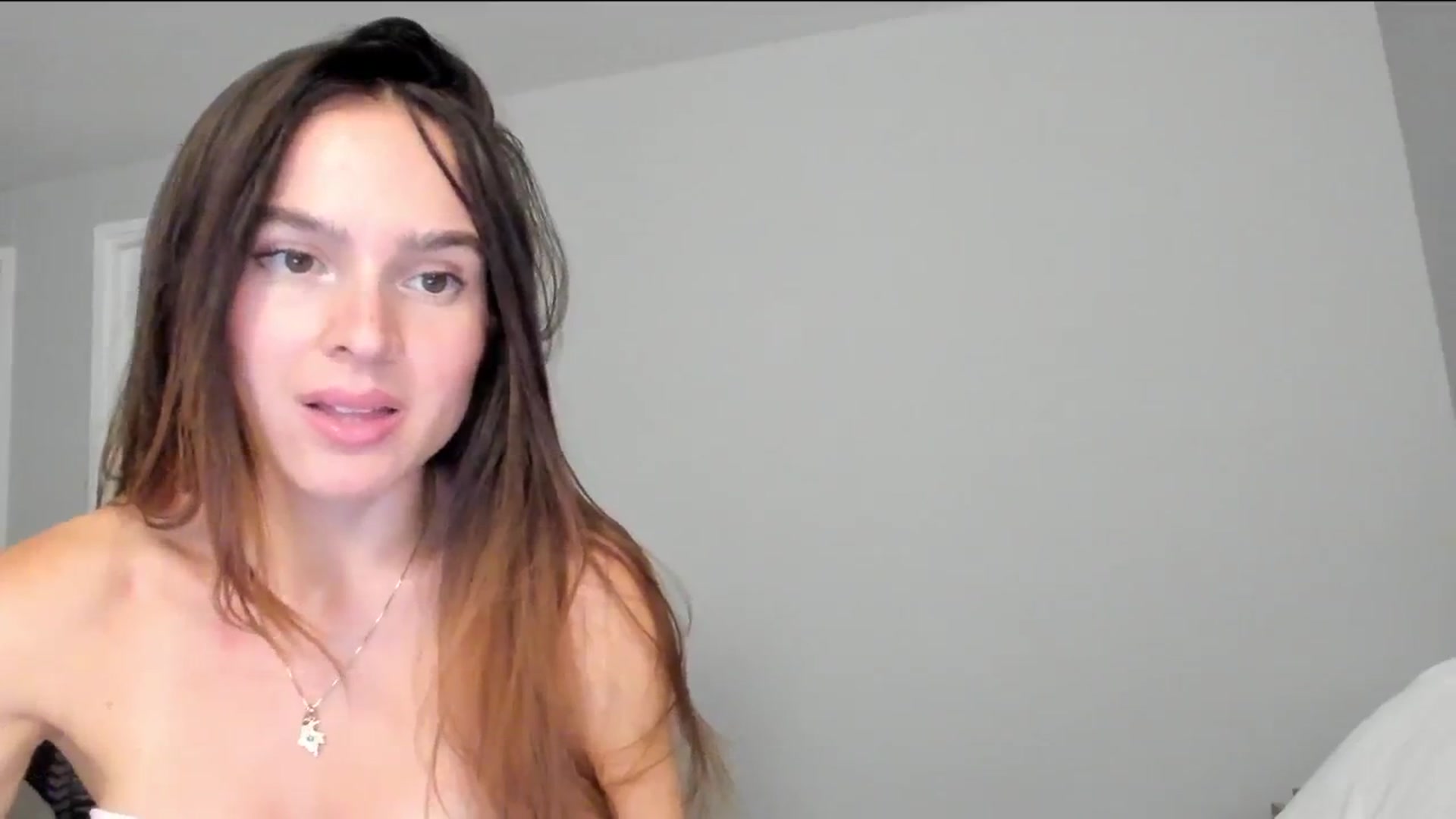 Gallery image thumbnail from TyleyCriss's myfreecams stream on, 01/16/2025, 24:44 image 8 of 20