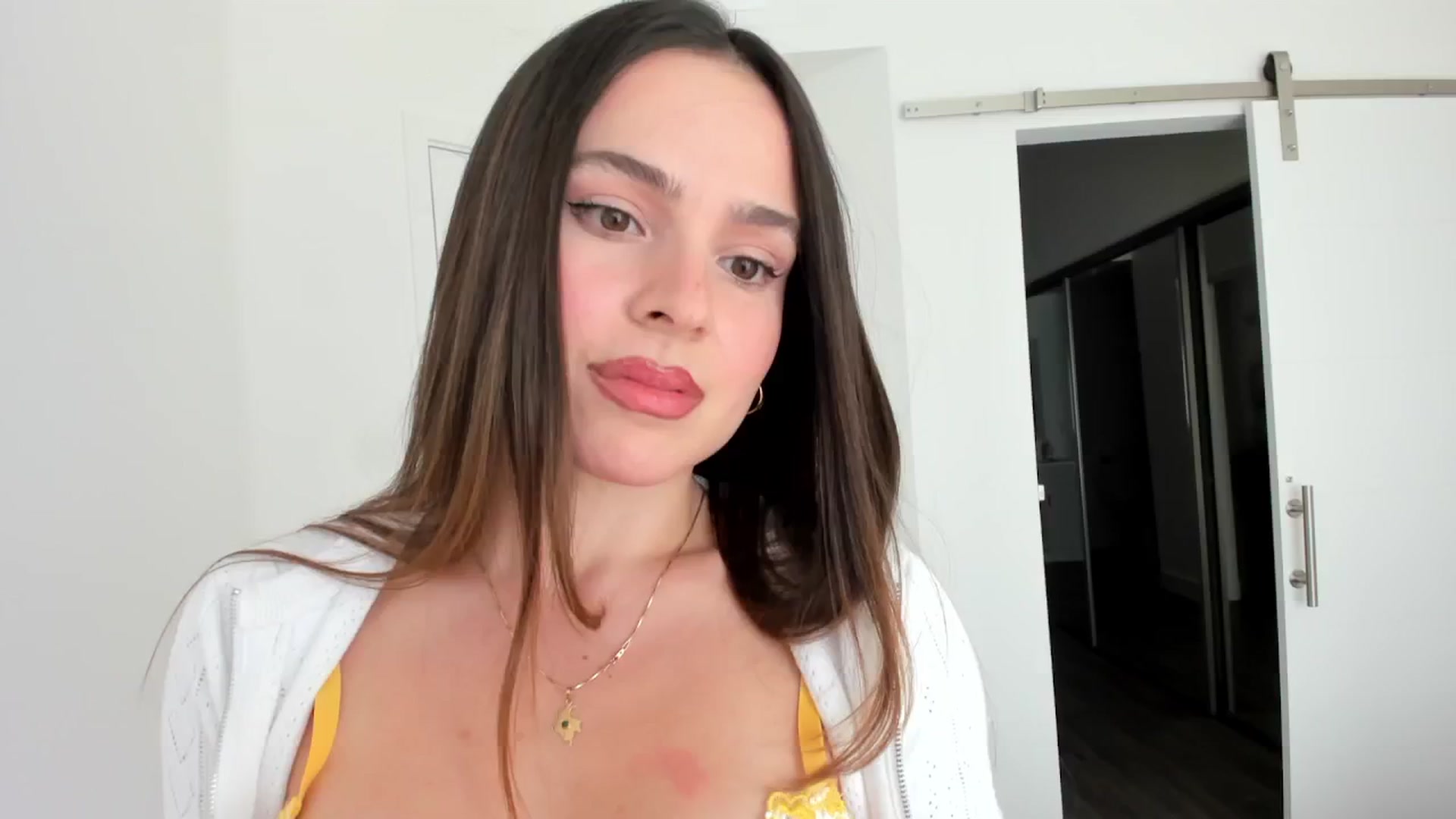 Gallery image thumbnail from TyleyCriss's myfreecams stream on, 03/18/2025, 24:43 image 9 of 20