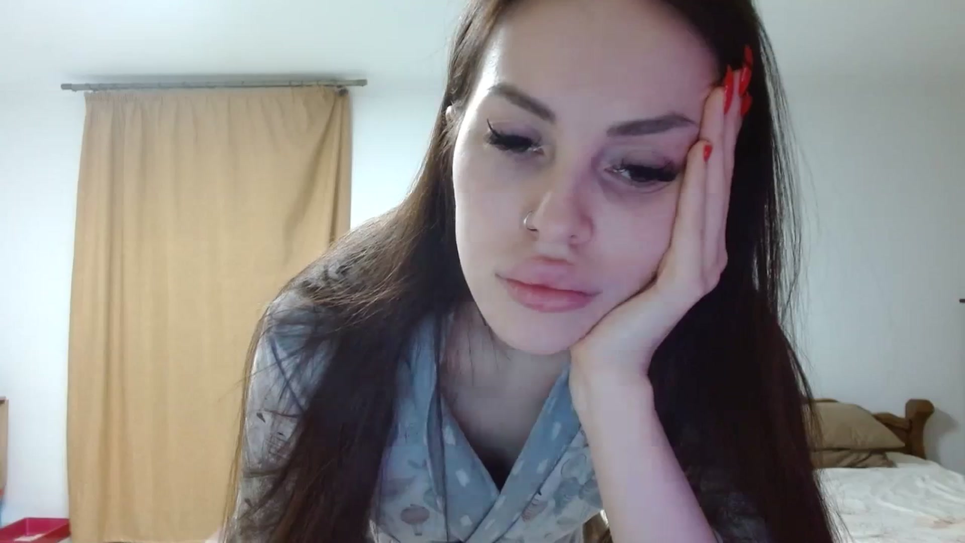 Gallery image thumbnail from UGLYBIRTHDAY_'s myfreecams stream on, 03/05/2024, 17:49 image 4 of 20