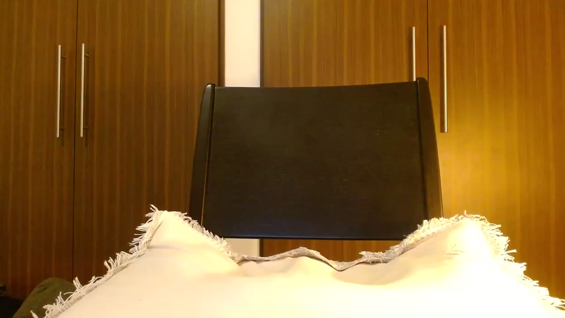 Gallery image thumbnail from UGLYGIRL_'s myfreecams stream on, 12/15/2022, 03:35 image 13 of 20