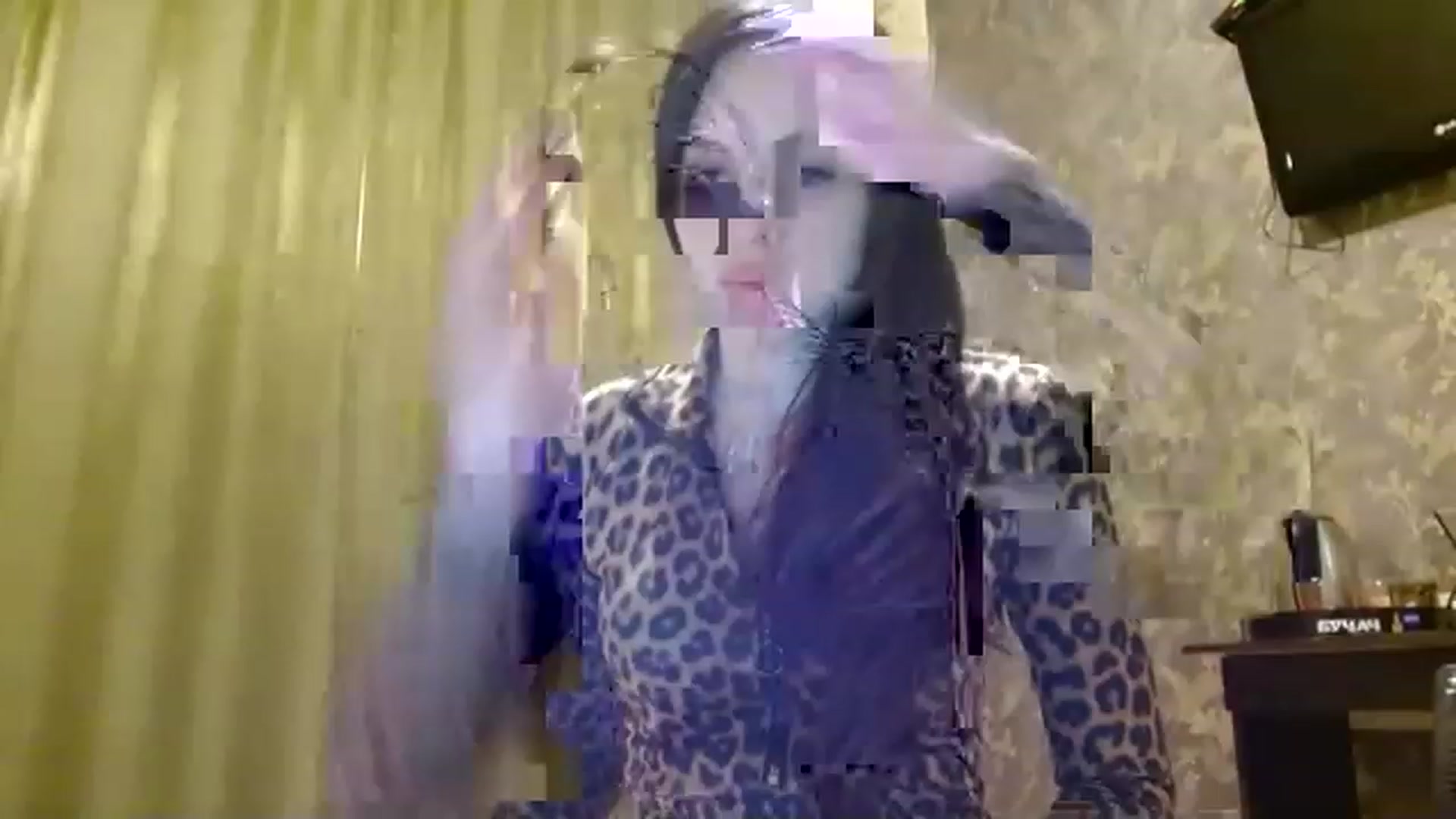 Gallery image thumbnail from UGLYGIRL_'s myfreecams stream on, 01/31/2023, 18:21 image 7 of 20