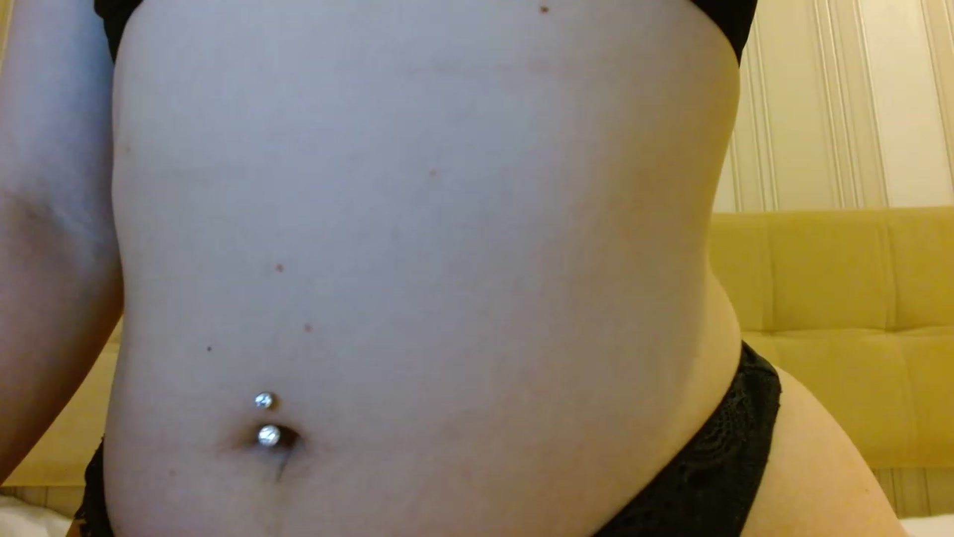 Gallery image thumbnail from UGLYGIRL_'s myfreecams stream on, 02/07/2023, 24:12 image 2 of 20