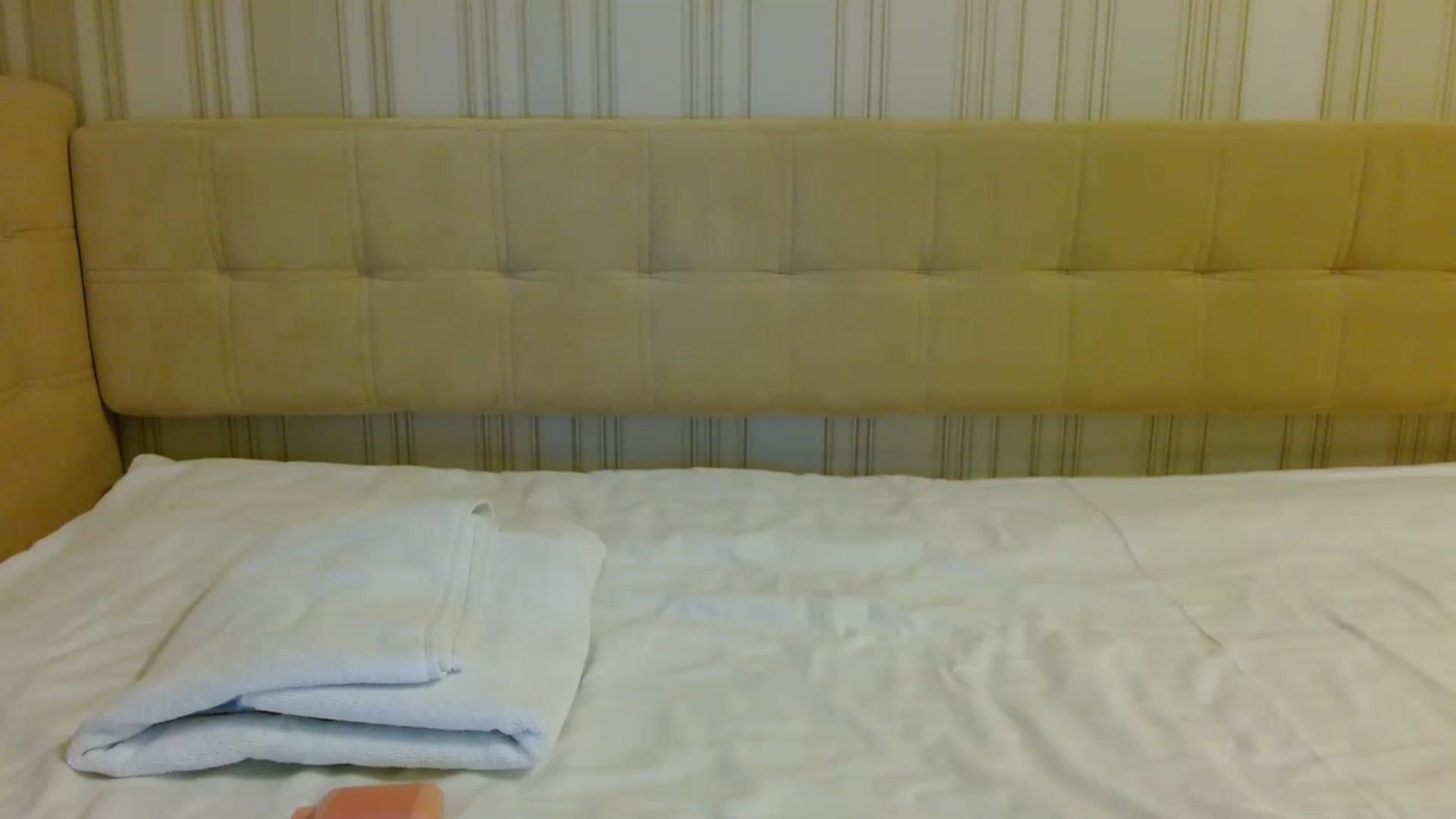 Gallery image thumbnail from UGLYGIRL_'s myfreecams stream on, 02/07/2023, 20:32 image 13 of 20