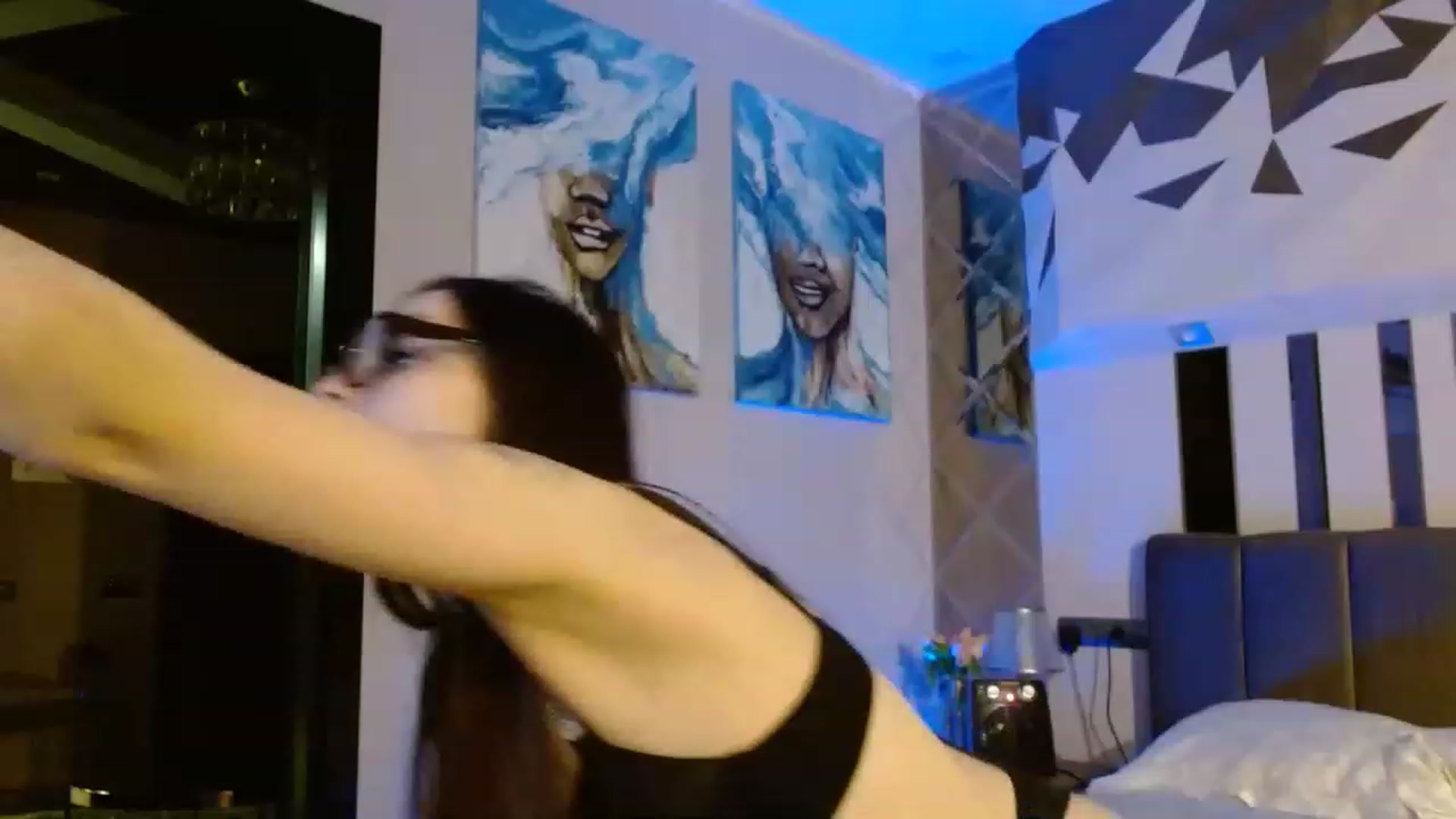 Gallery image thumbnail from UGLYGIRL_'s myfreecams stream on, 03/01/2023, 22:40 image 8 of 20