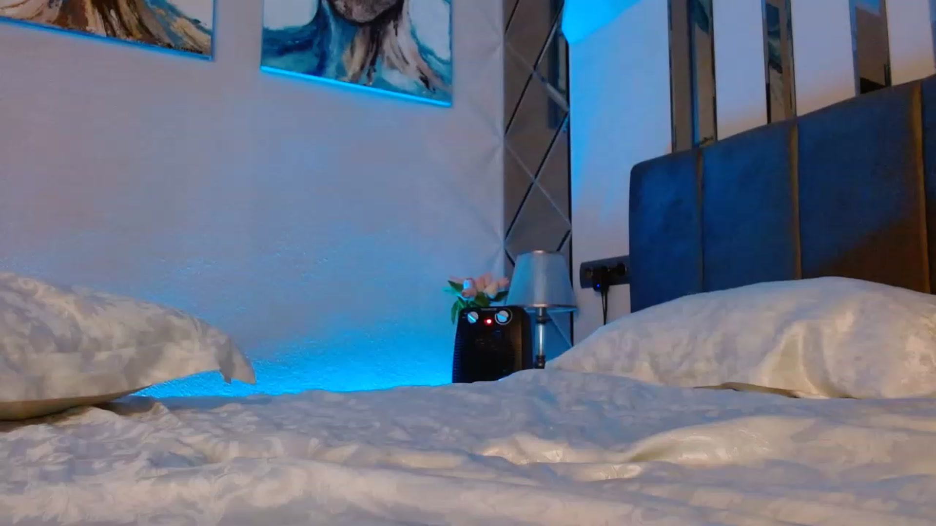 Gallery image thumbnail from UGLYGIRL_'s myfreecams stream on, 03/07/2023, 03:03 image 13 of 20