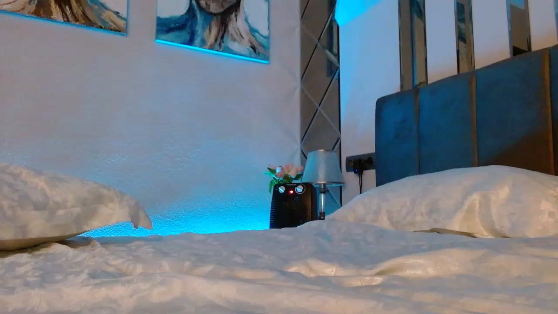 Gallery image thumbnail from UGLYGIRL_'s myfreecams stream on, 03/07/2023, 03:03 image 15 of 20