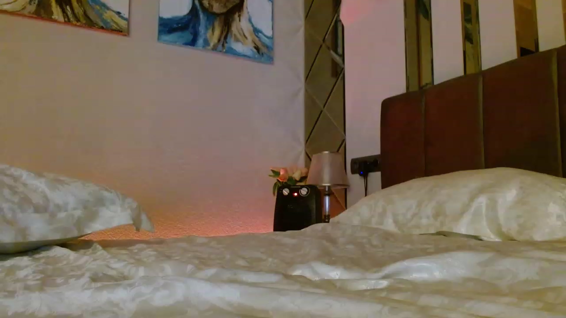 Gallery image thumbnail from UGLYGIRL_'s myfreecams stream on, 03/07/2023, 03:03 image 16 of 20